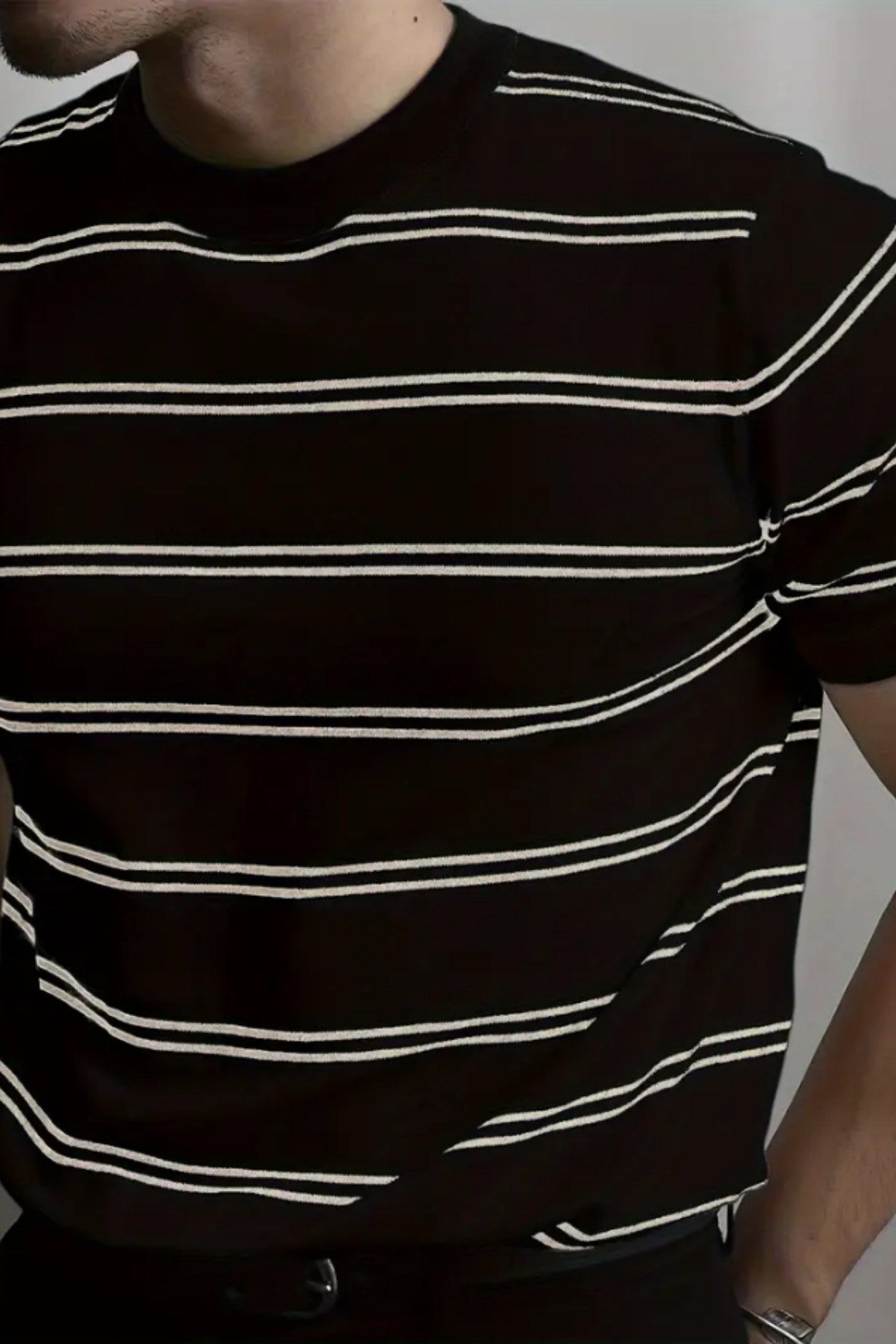 Tarz CoolT-shirtTRZ1802R01-3Erkek Çizgi Detaylı Slim Fit Bisiklet Yaka Triko T-Shirt