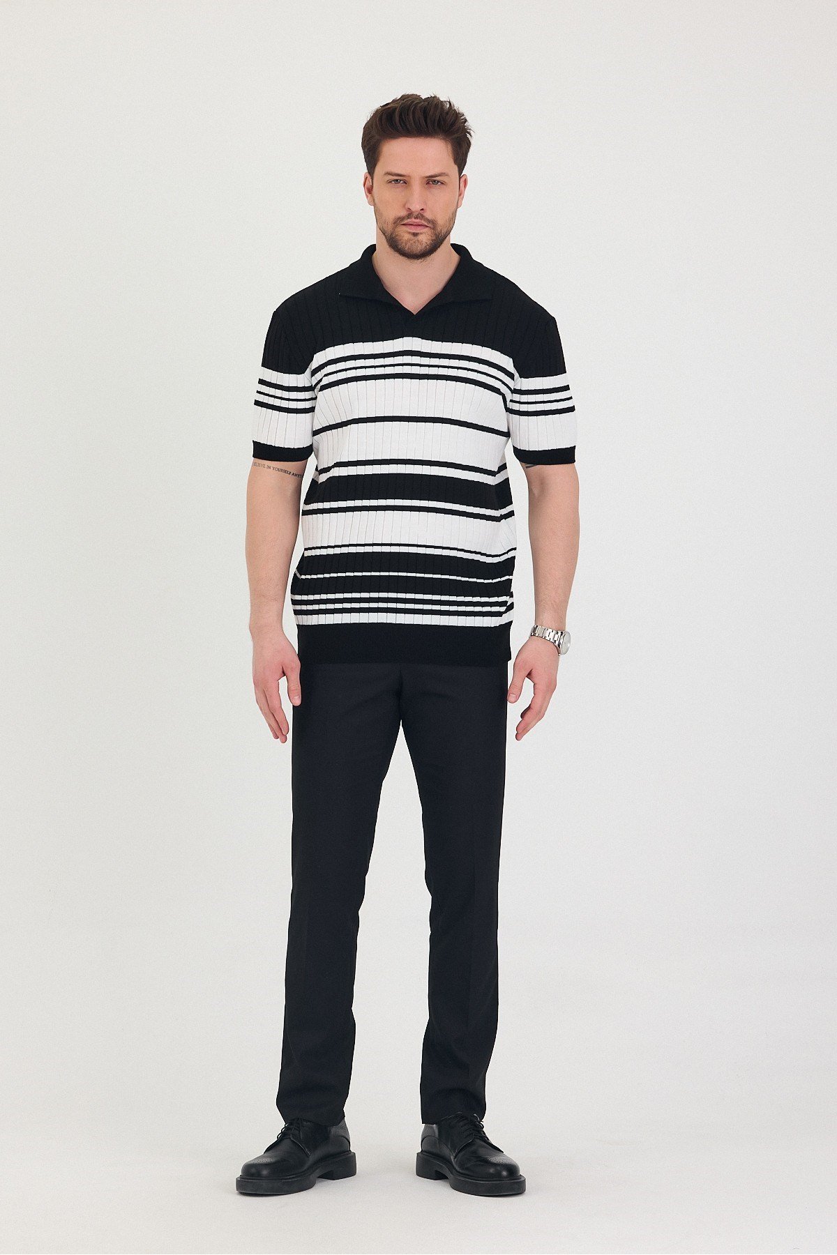 Tarz CoolT-shirtTSH-E-25SS-003-TRK-M4-R11Erkek Polo Çizgi Detaylı Triko T-shirt