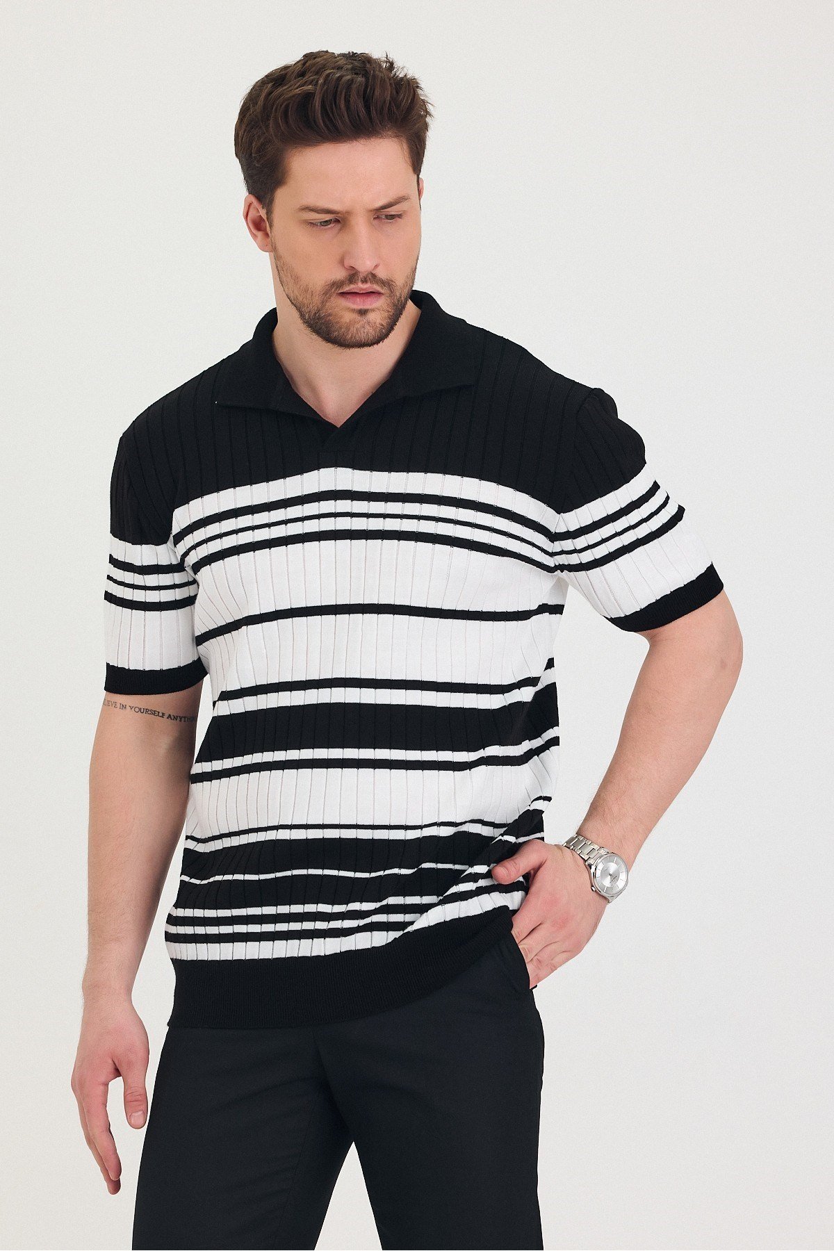 Tarz CoolT-shirtTSH-E-25SS-003-TRK-M4-R11Erkek Polo Çizgi Detaylı Triko T-shirt