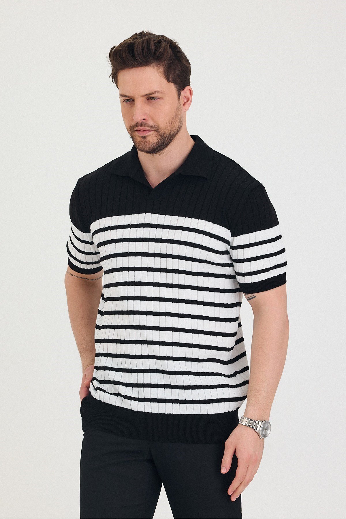 Tarz CoolT-shirtTSH-E-25SS-006-TRK-M1-R11Erkek Polo Yaka Çizgi Detaylı Triko T-shirt