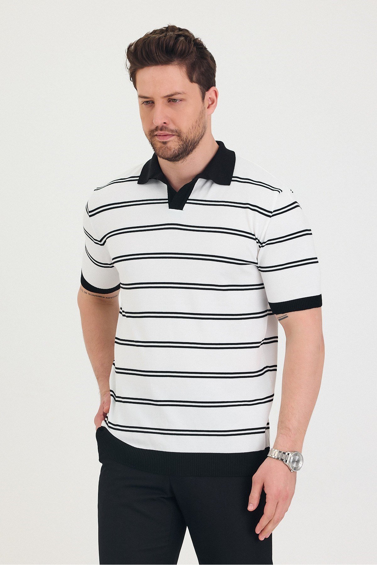 Tarz CoolT-shirtTSH-E-25SS-007-TRK-M1-R9Erkek Polo Yaka Çift Çizgi Detaylı Triko T-shirt
