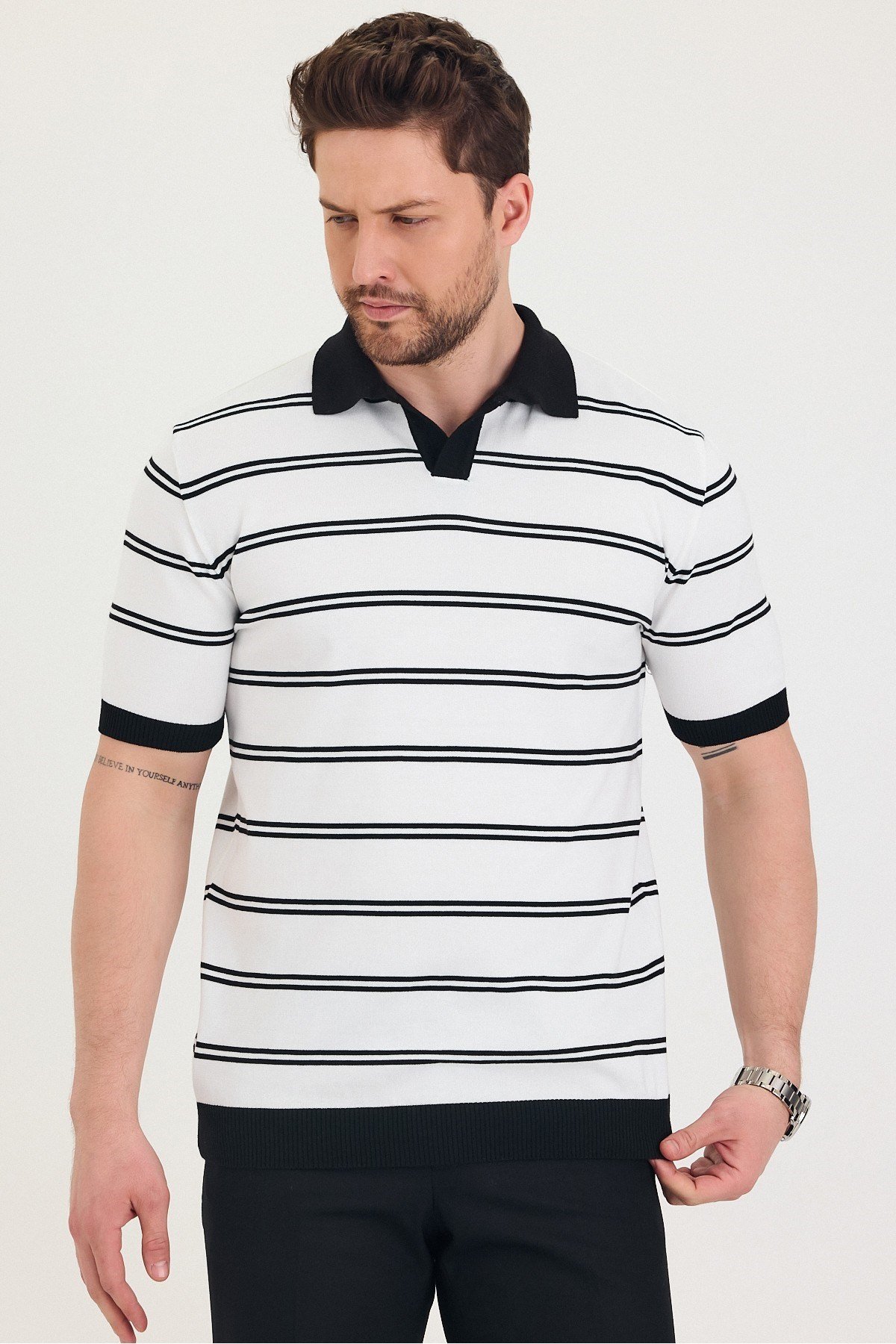 Tarz CoolT-shirtTSH-E-25SS-007-TRK-M1-R9Erkek Polo Yaka Çift Çizgi Detaylı Triko T-shirt