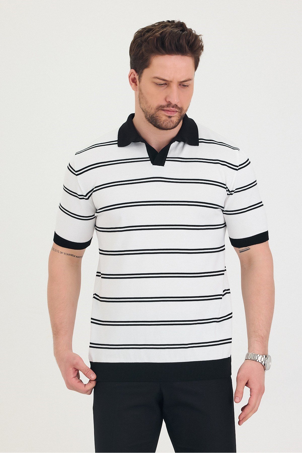 Tarz CoolT-shirtTSH-E-25SS-007-TRK-M1-R9Erkek Polo Yaka Çift Çizgi Detaylı Triko T-shirt