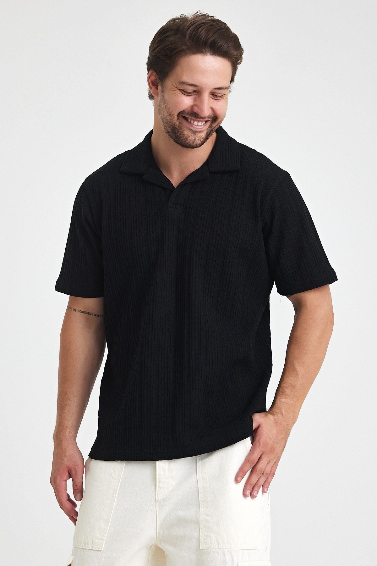 Tarz CoolT-shirtTST1440R02-3Erkek Jakarlı Baklava Desenli %100 Pamuk Polo yaka T-Shirt