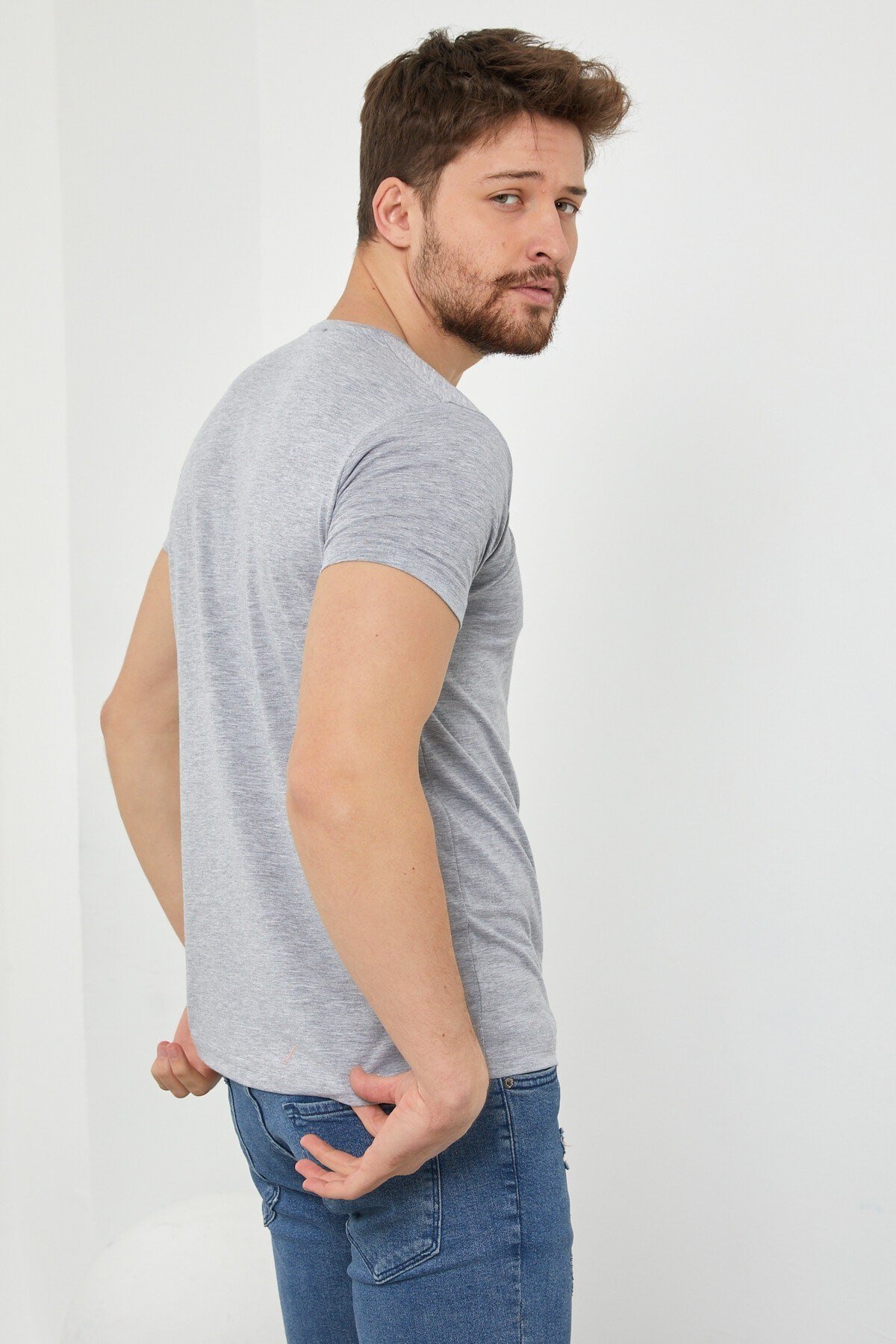 Tarz CoolT-shirtVYKTSR05Erkek V Yaka Slim Fit Likralı T-shirt