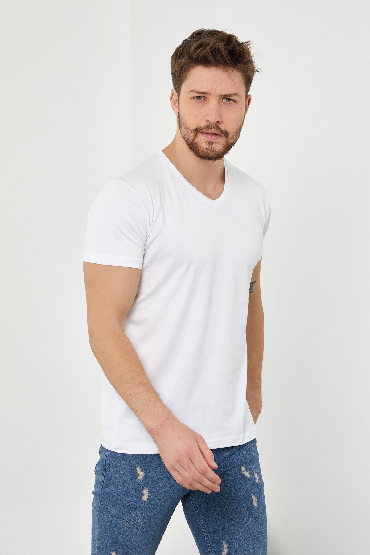 Tarz CoolT-shirtVYKTSR05Erkek V Yaka Slim Fit Likralı T-shirt