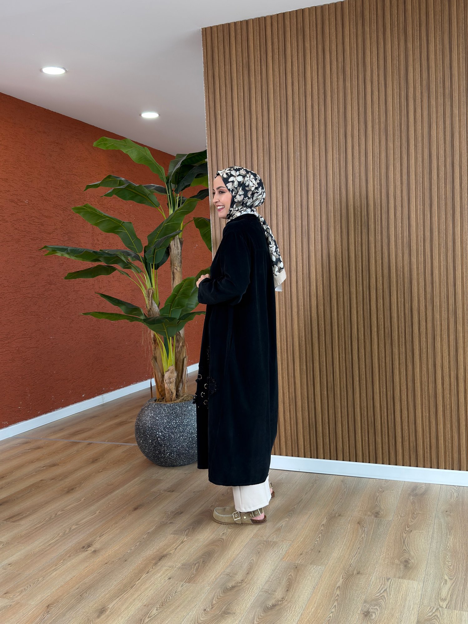 Dora Payetli Kadife Kap-Siyah
