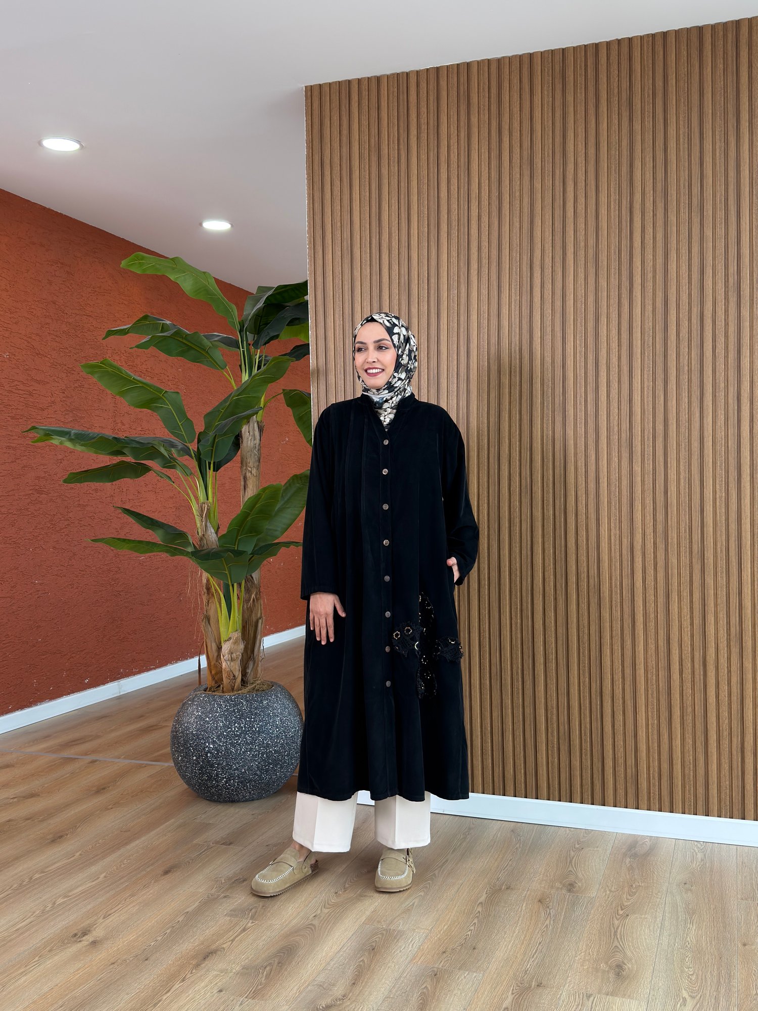 Dora Payetli Kadife Kap-Siyah
