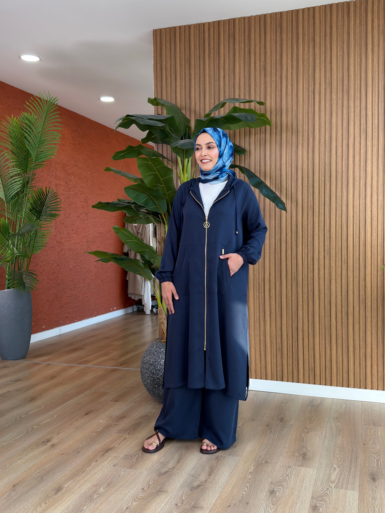 Nisa Uzun Kapşünlu Takım-Lacivert