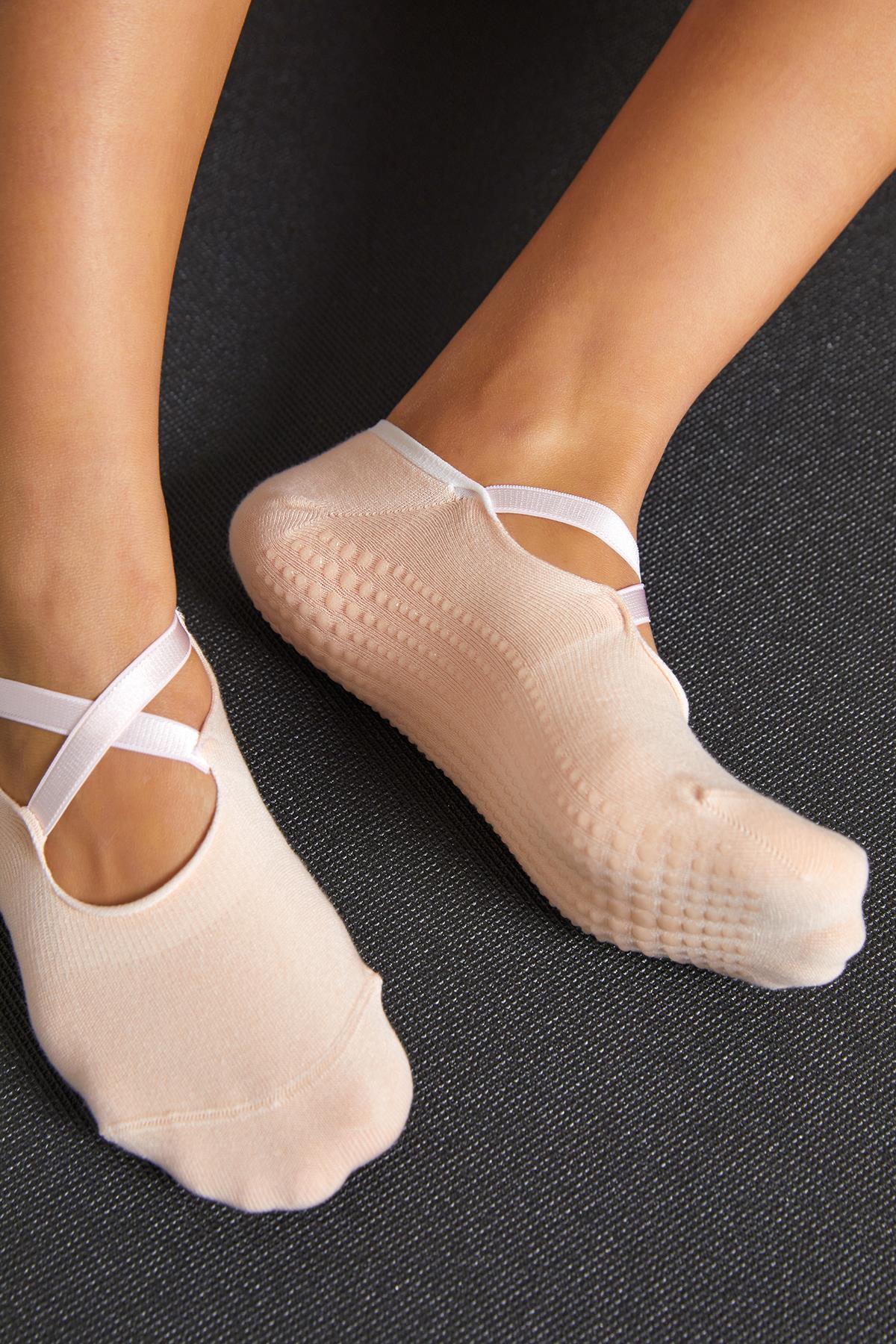 Bambu Kadın Toz Pembe Kaydırmaz Taban Silikon Baskı Pilates Yoga Finess Aktivite Babet Çorabı 2’Li