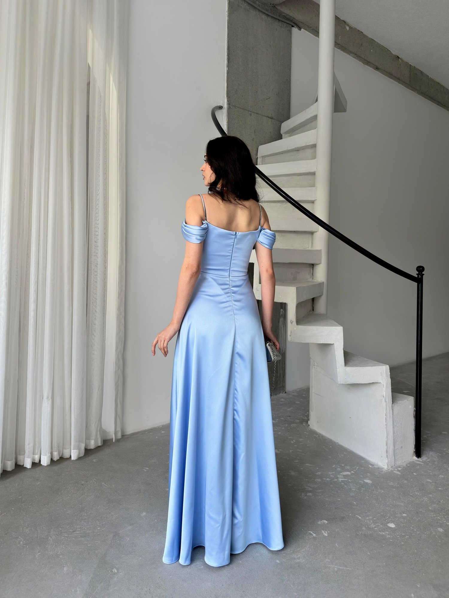 Bebe Mavi Taş Askılı Düşük Kol Saten AbiyeAbiye & Mezuniyet ElbisesiST5640-6118