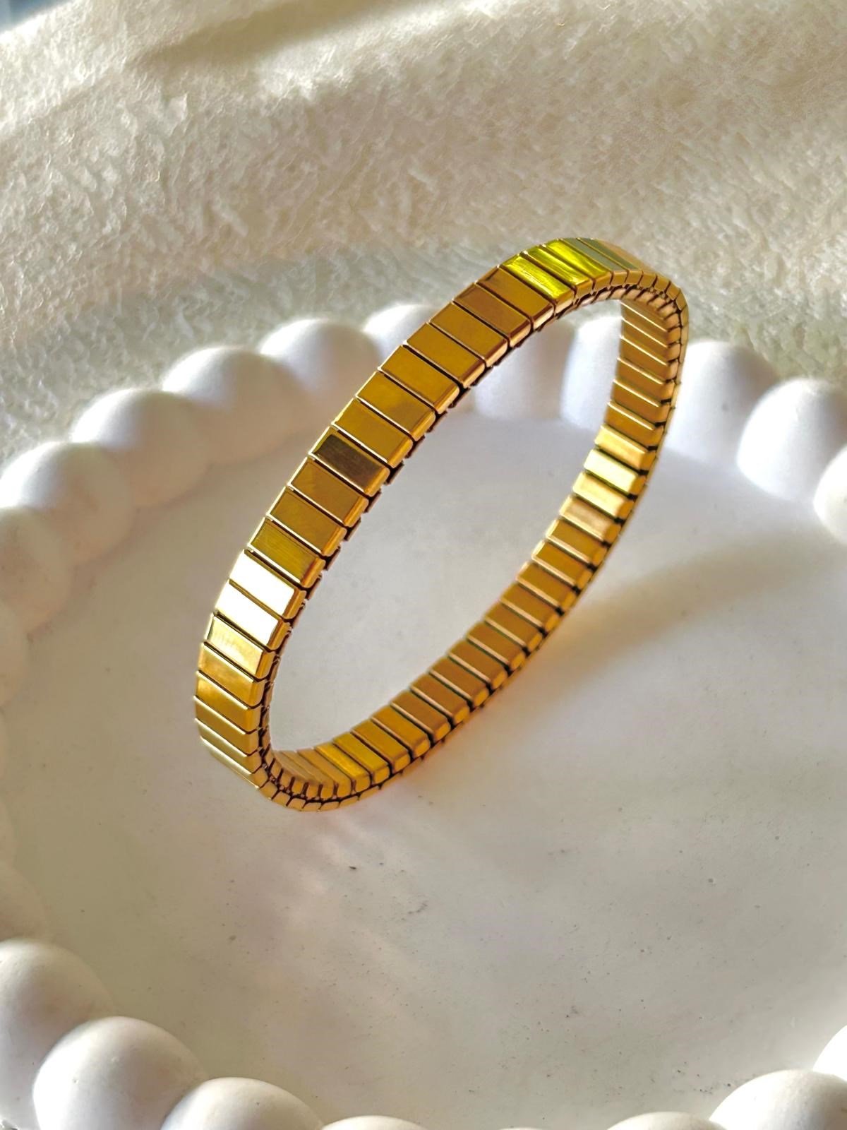 Lastikli Parlak Gold Çelik Bileklik (6mm)