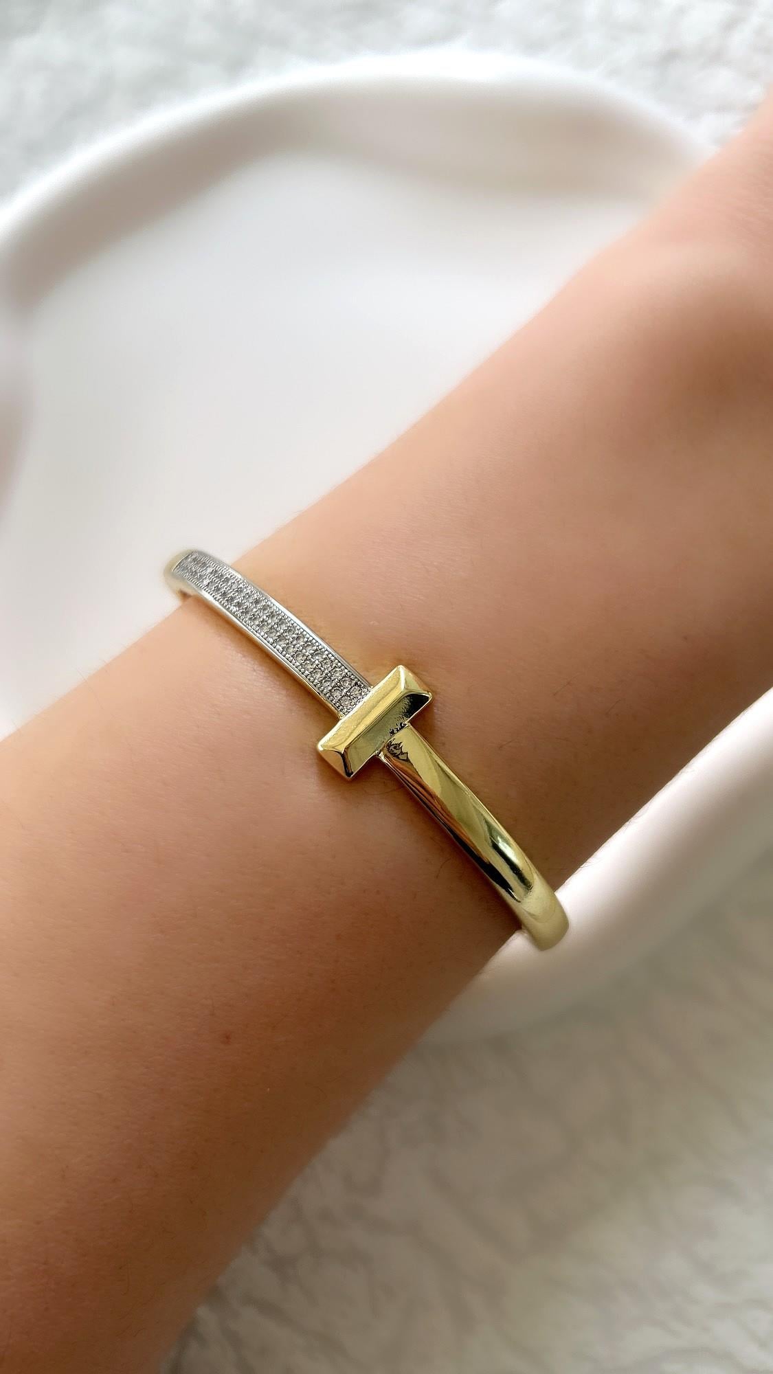 Marka Model Gold Taşlı Kelepçe