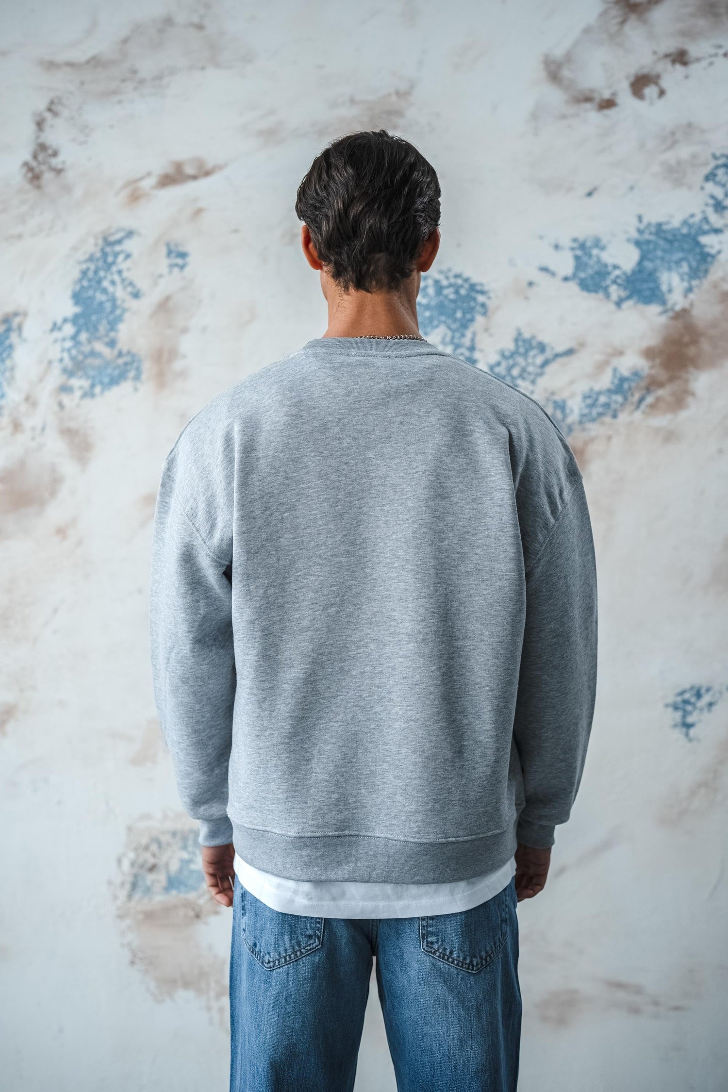 BİSİKLET YAKA GRİ SWEATSHIRT