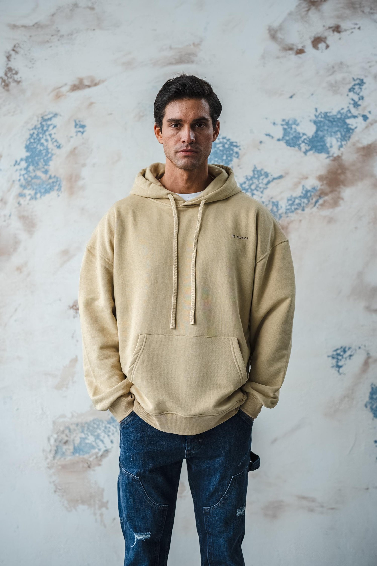 KAPÜŞONLU BEJ SWEATSHIRT