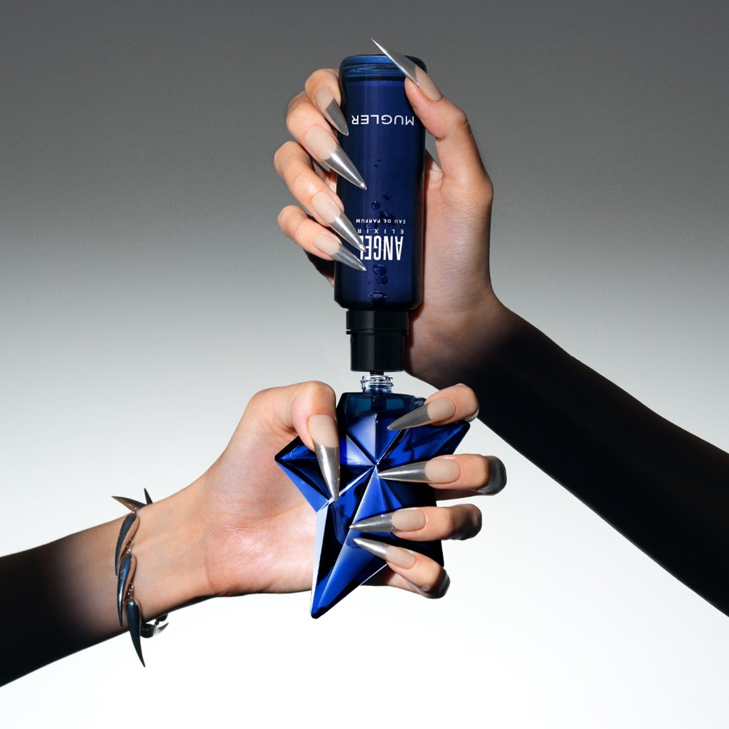 angel-elixir-eau-de-parfum-refillable--8-8803.jpg