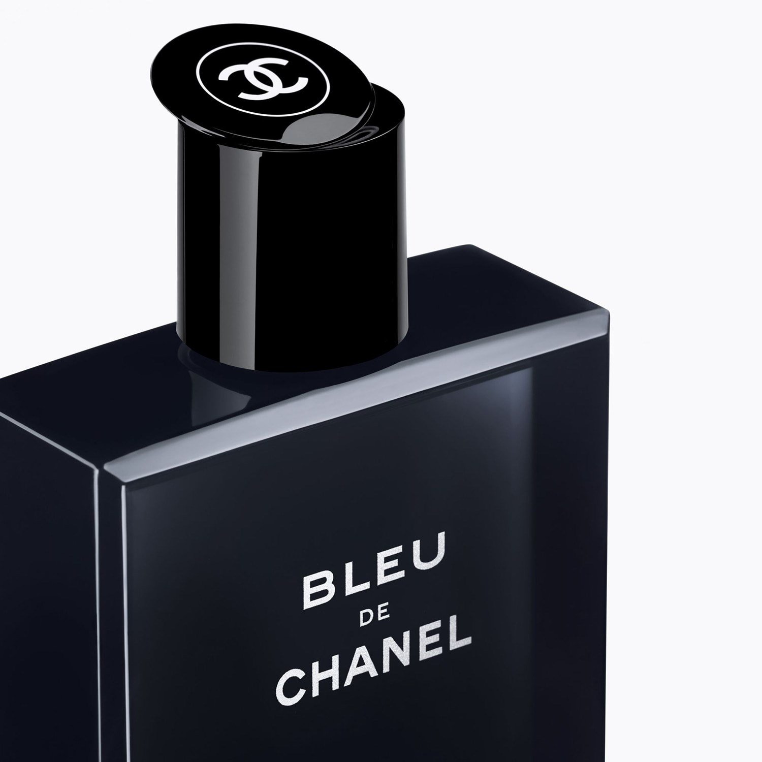 bleu-de-chanel-dus-jeli-a9c402.jpg