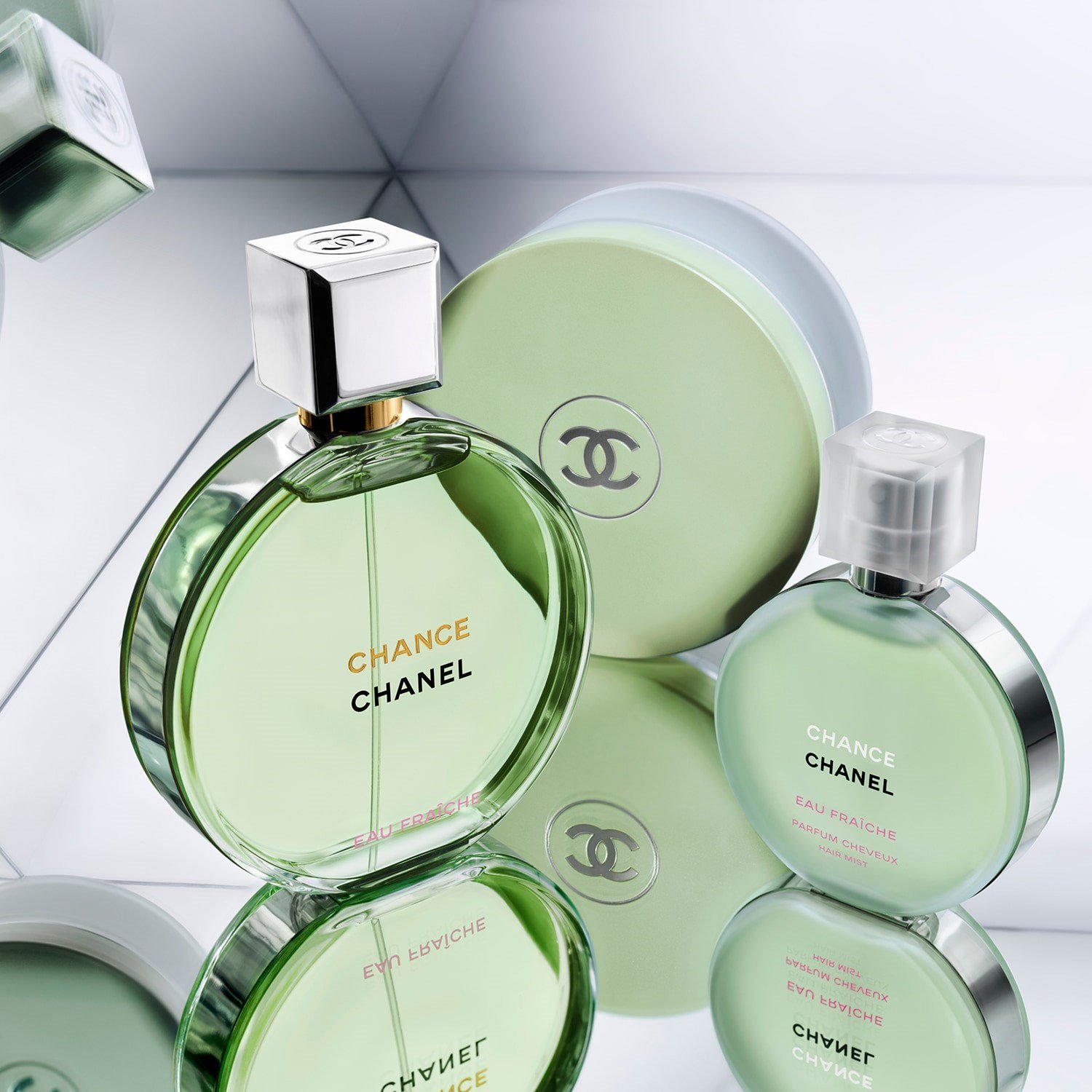 chance-eau-fra-che-eau-de-parfum-spray-b10-4e.jpg