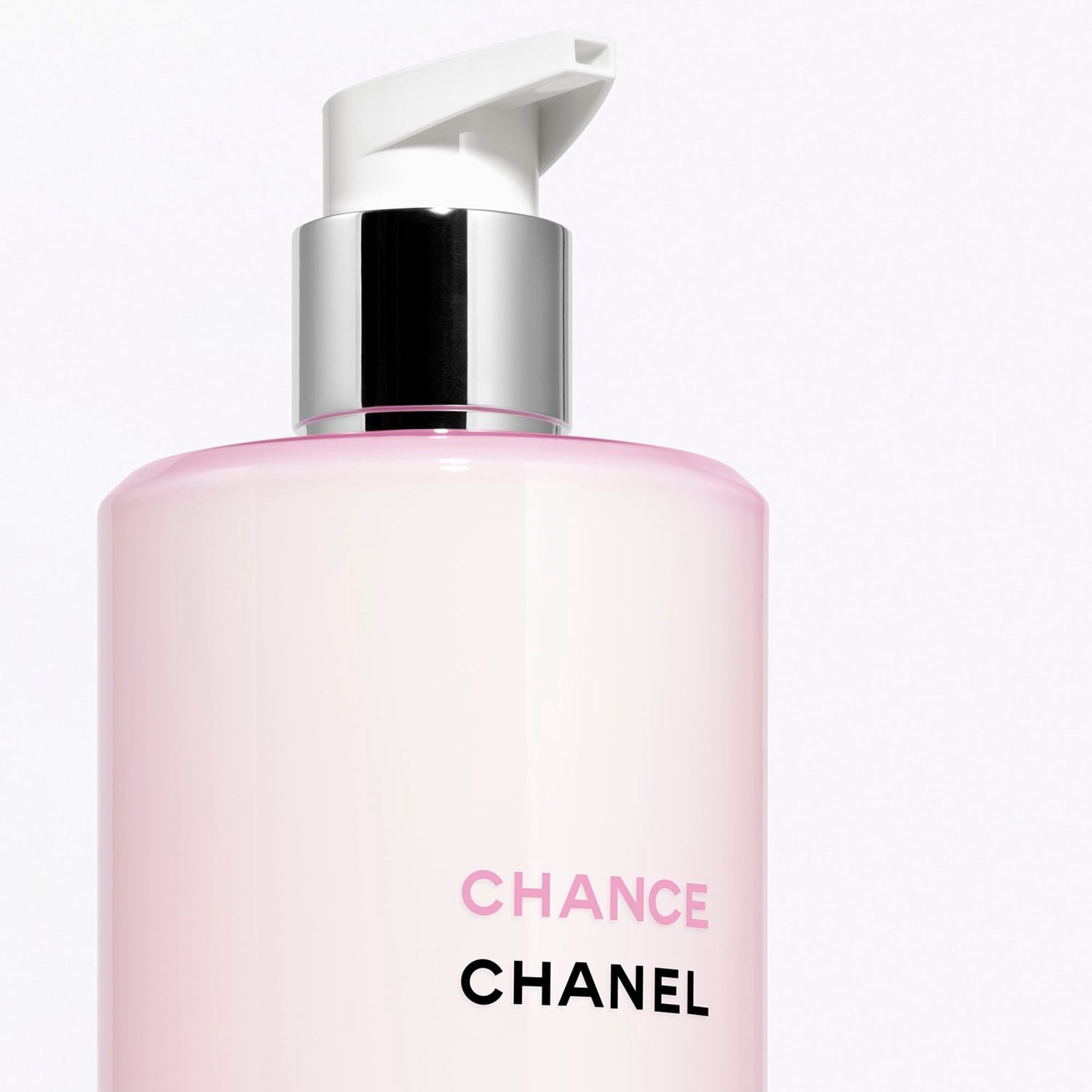 chance-eau-tendre-moisturizing-lotion-40231-.jpg