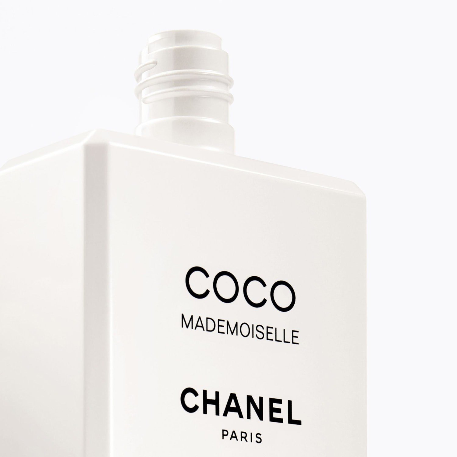 coco-mademoiselle-nemlendirici-vucut-l-9a50-2.jpg