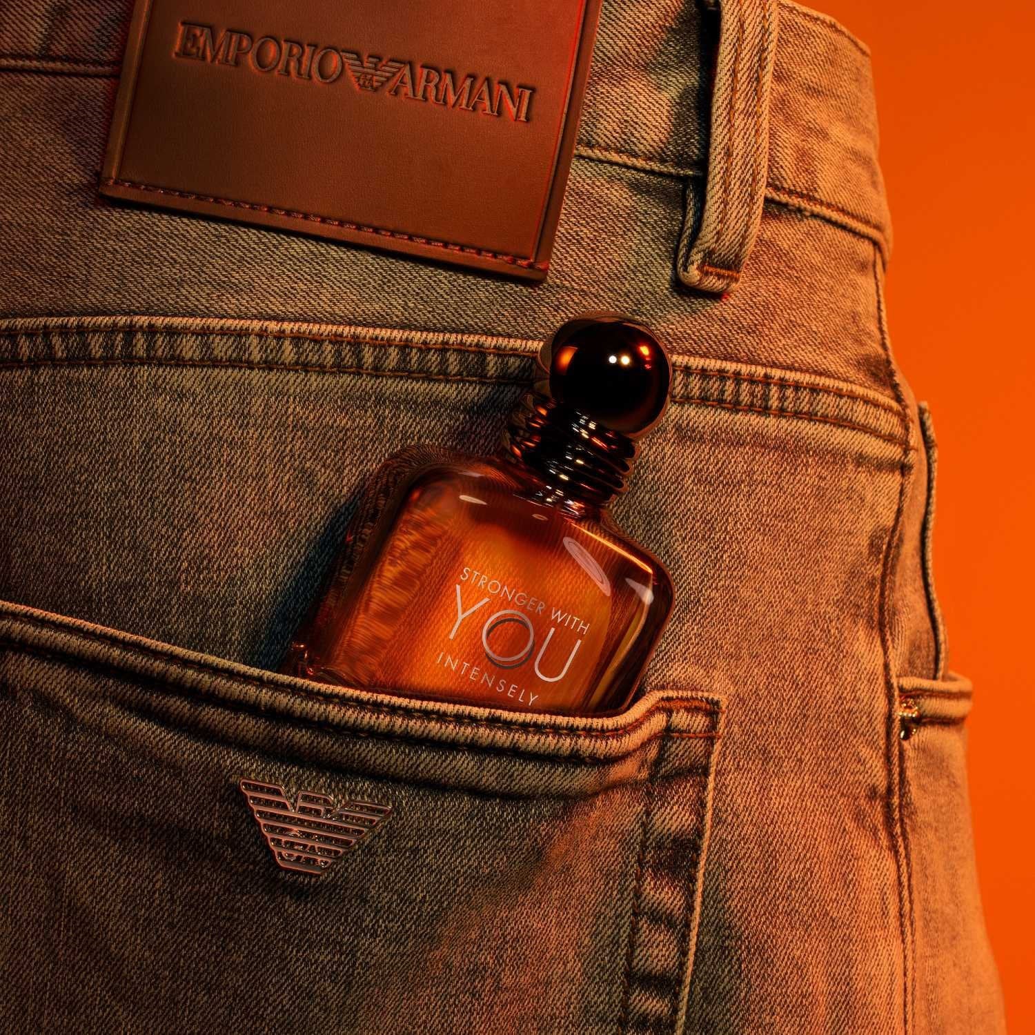 emporio-armani-stronger-with-you-inten-696-e9.jpg