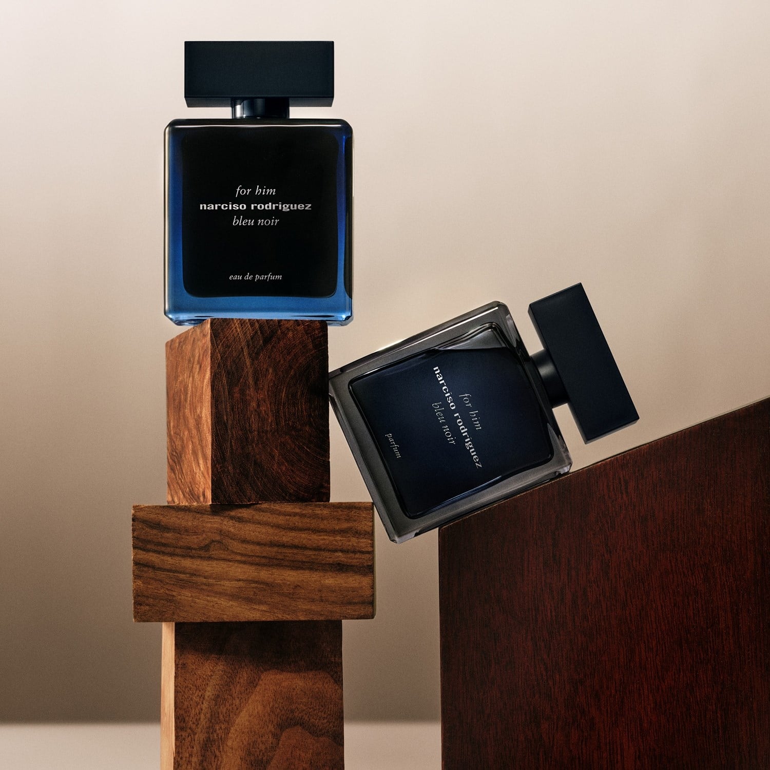 for-him-bleu-noir-eau-de-parfum-d82-49.jpg