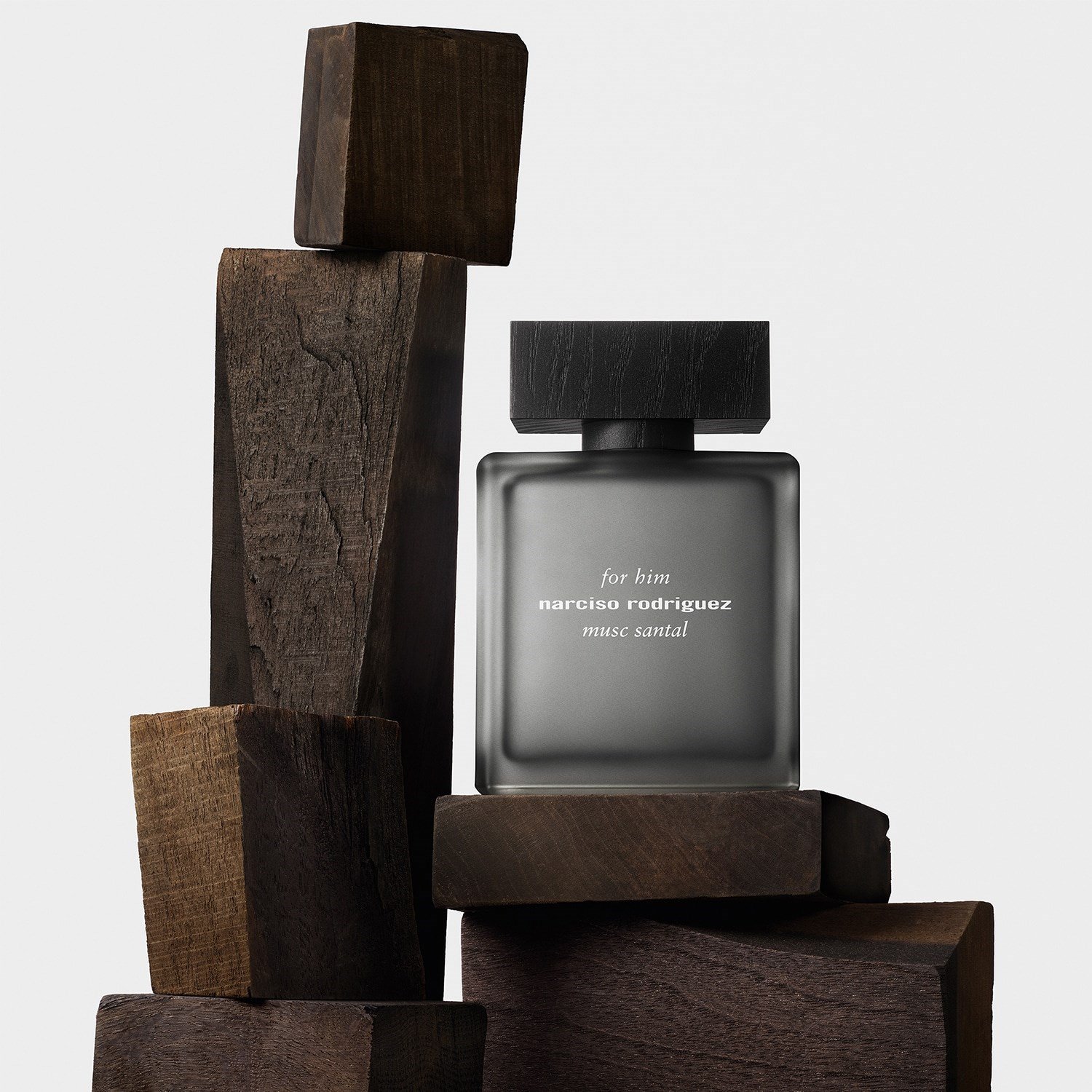 for-him-musc-santal-eau-de-parfum-inte-bc-714.jpg