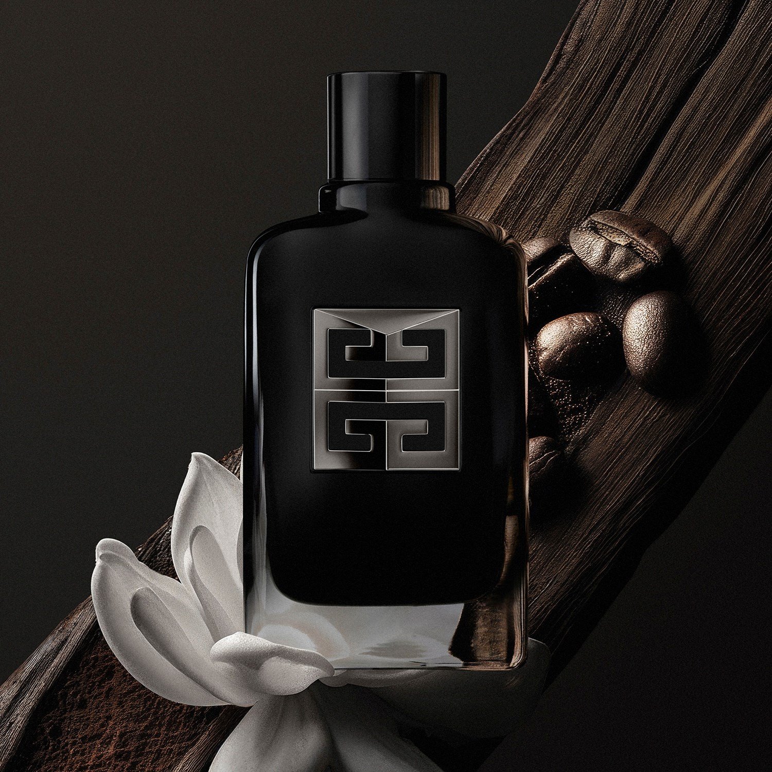 gentleman-society-eau-de-parfum-extr-m-18-b2d.jpg
