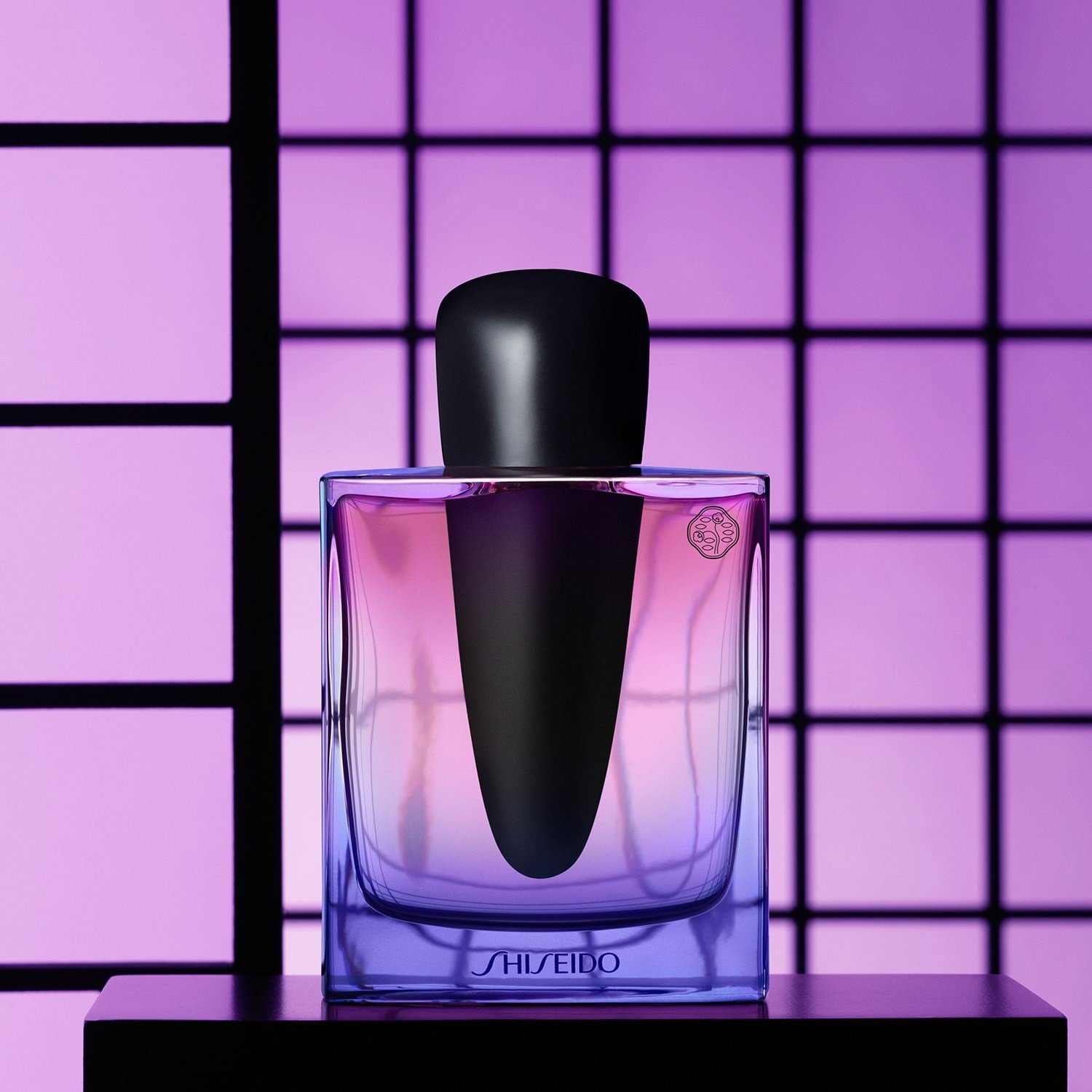 ginza-night-parfum-ciceksi-odunsu-koku-4ed9-4.jpg