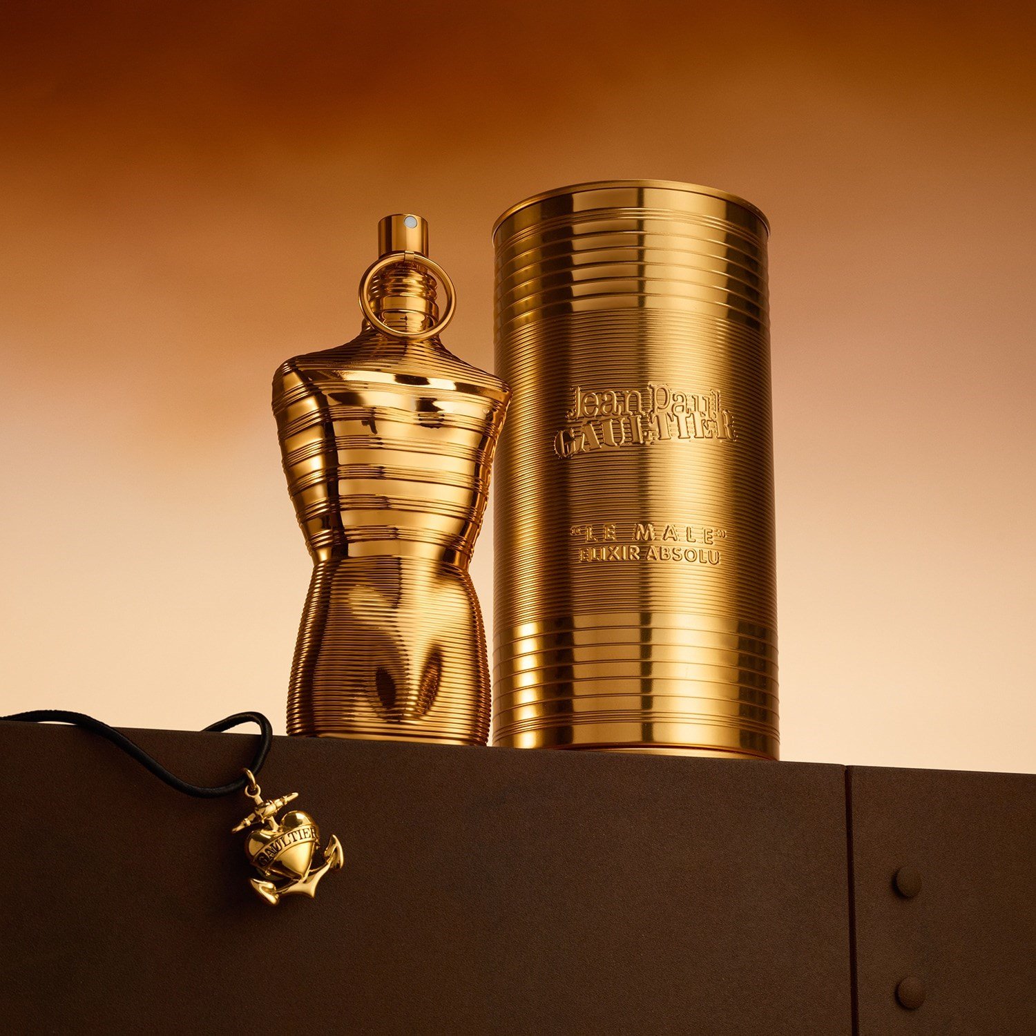 le-male-elixir-absolu-eau-de-parfum-c7-4a9.jpg