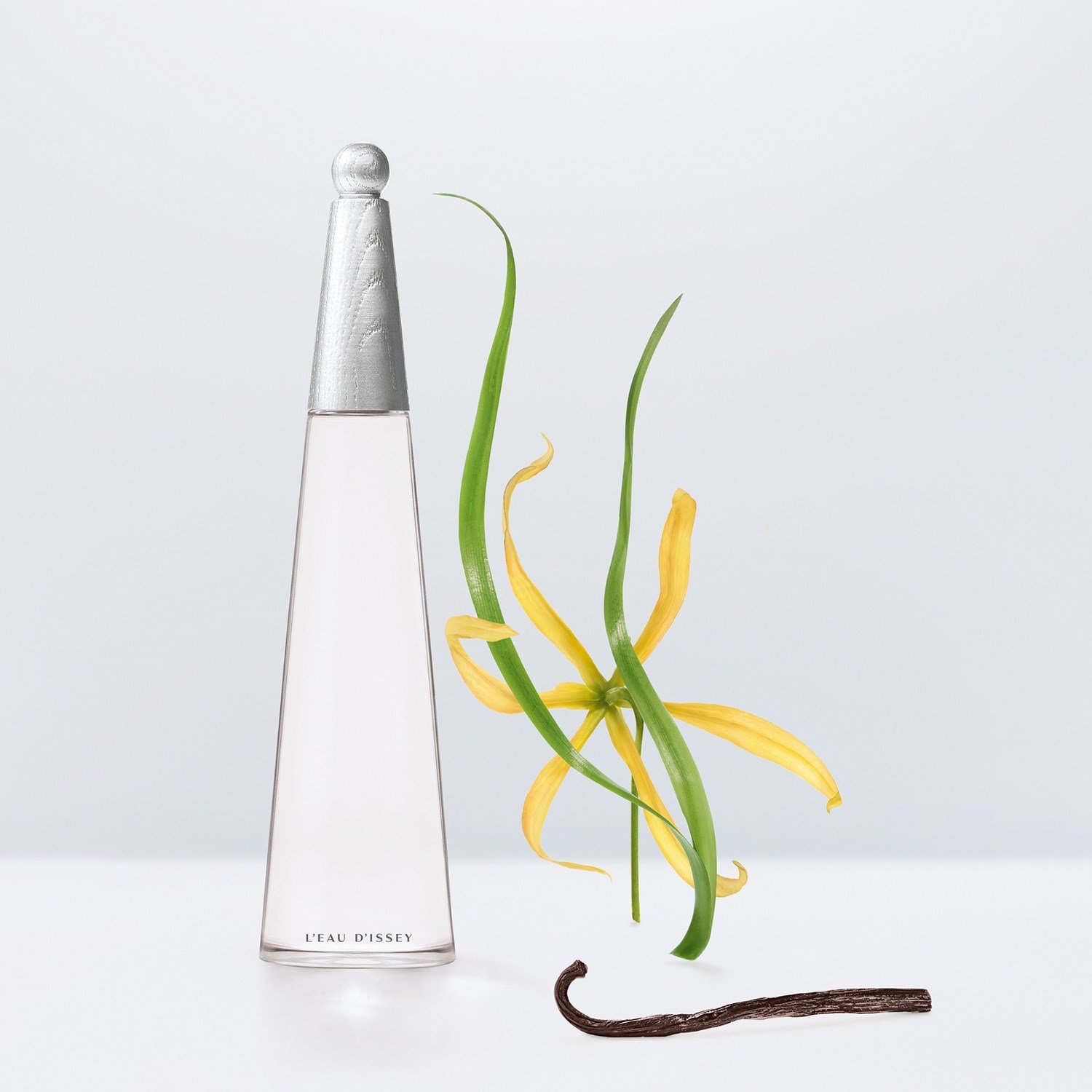leau-dissey-eau-de-parfum-intense--4e1a-.jpg