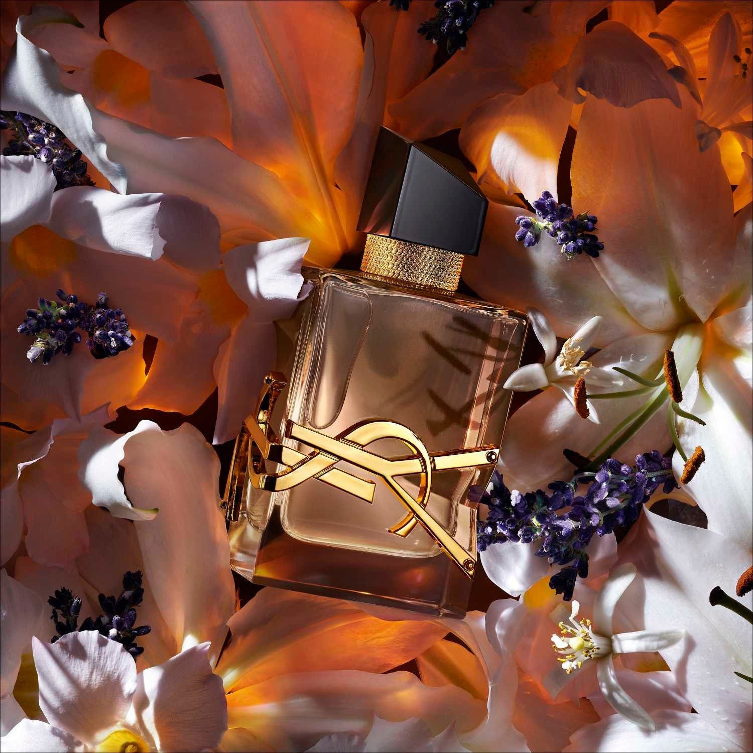 libre-flowers-flames-eau-de-parfum-882a92.jpg