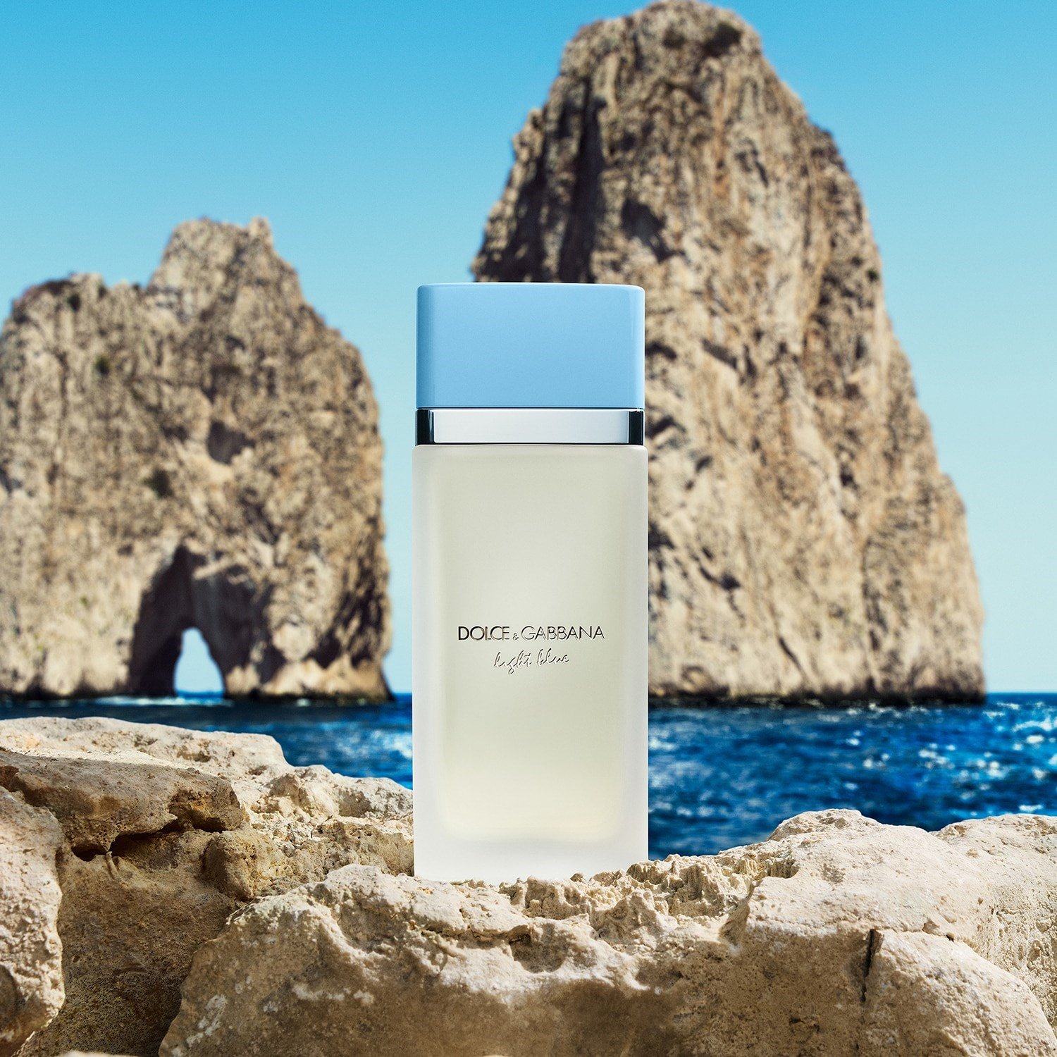 light-blue-eau-de-toilette-306b07.jpg