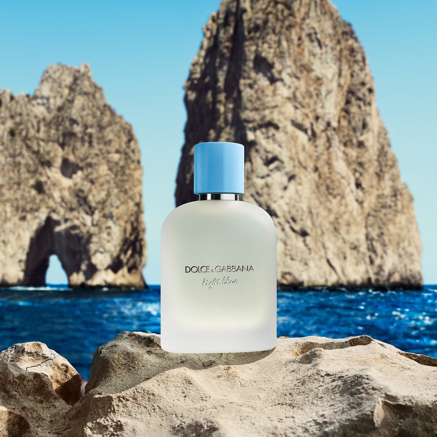 light-blue-pour-homme-eau-de-toilette-6d6376.jpg