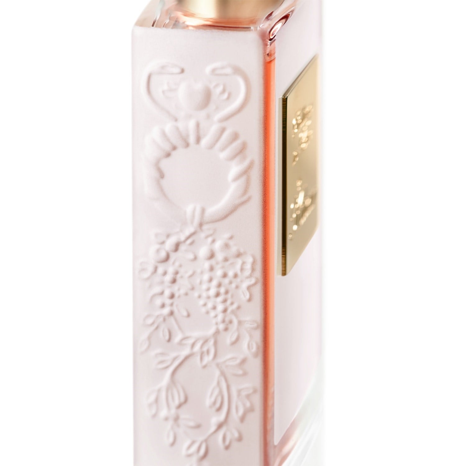 love-dont-be-shy-edp-8-7968.jpg