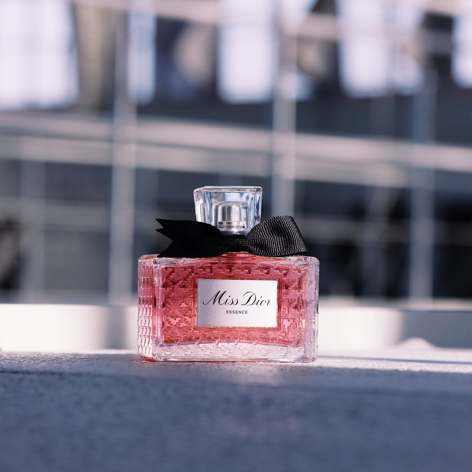 miss-dior-essence-essence-de-parfum-45-b85.jpg
