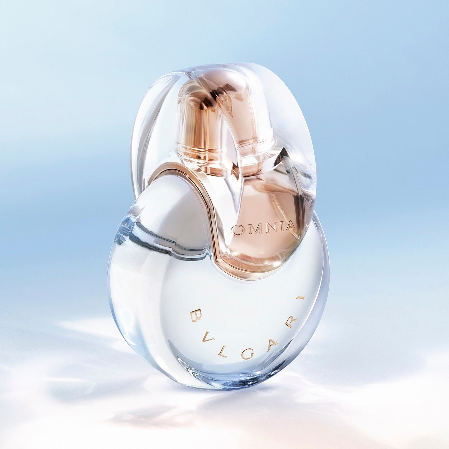 omnia-crystalline-eau-de-toilette-refi-41dd-b.jpg