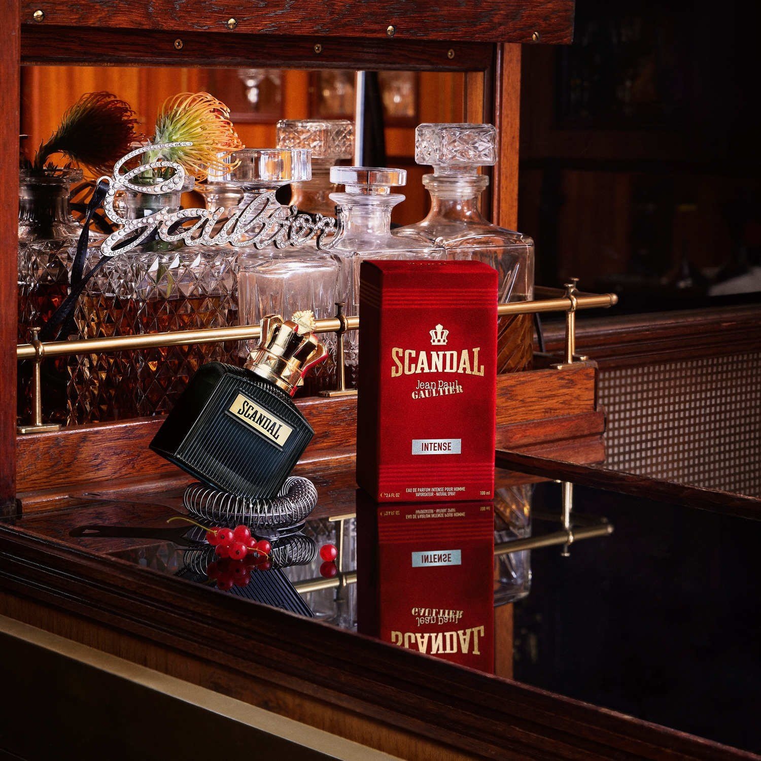 scandal-intense-for-him-eau-de-parfum-3cb6a4.jpg
