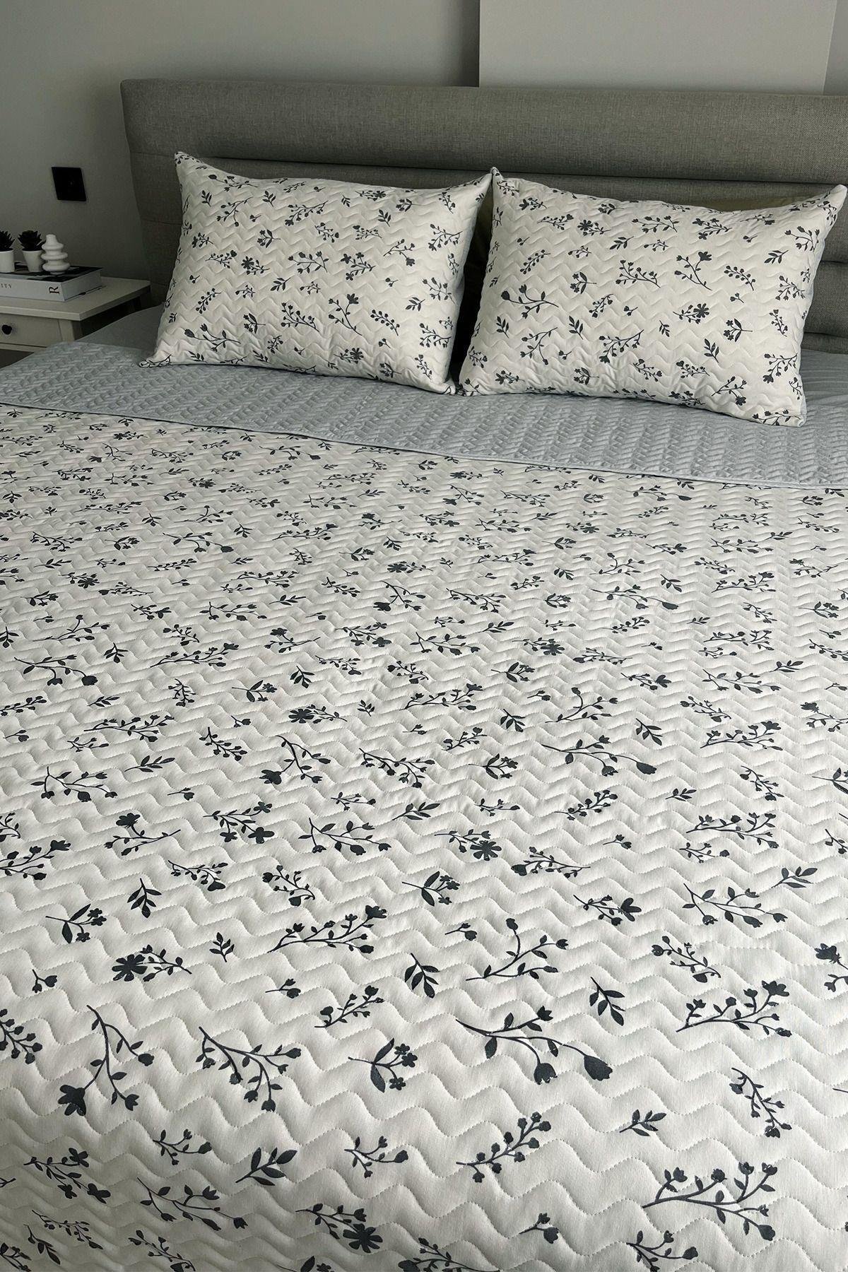 Çift Kişilik Yastıklı Kapitone Yatak Örtüsü Seti 200x230 - Flower