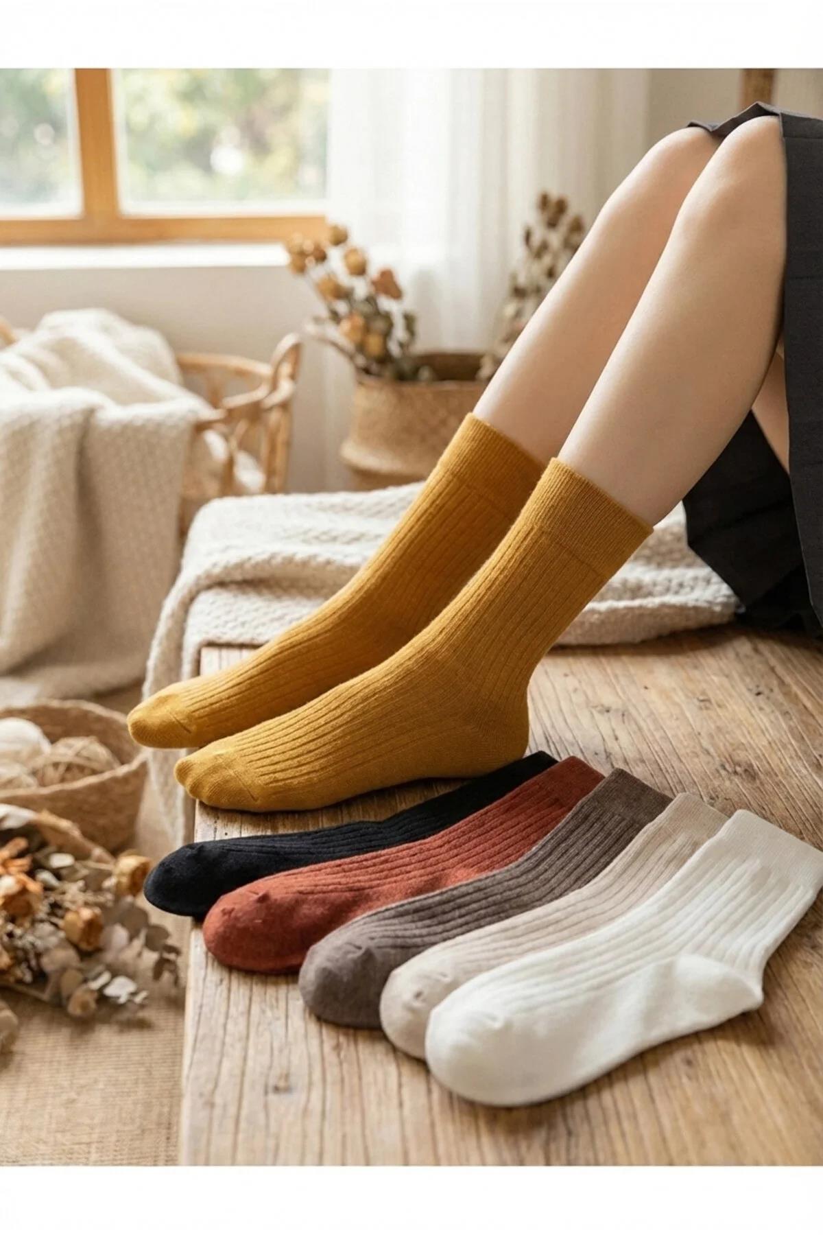 Unisex 6'lı Soket ÇorapBGK markalı unisex 6’lı soket çorap, kadın ve erkekler için pamuklu, günlük ve spor kullanıma uygun rahat bir seçenektir. Düz tasarımı ile her tarza uyum sağlar. 'bgkcorap.com' sitesinde bu ürünü bulabilirsiniz.