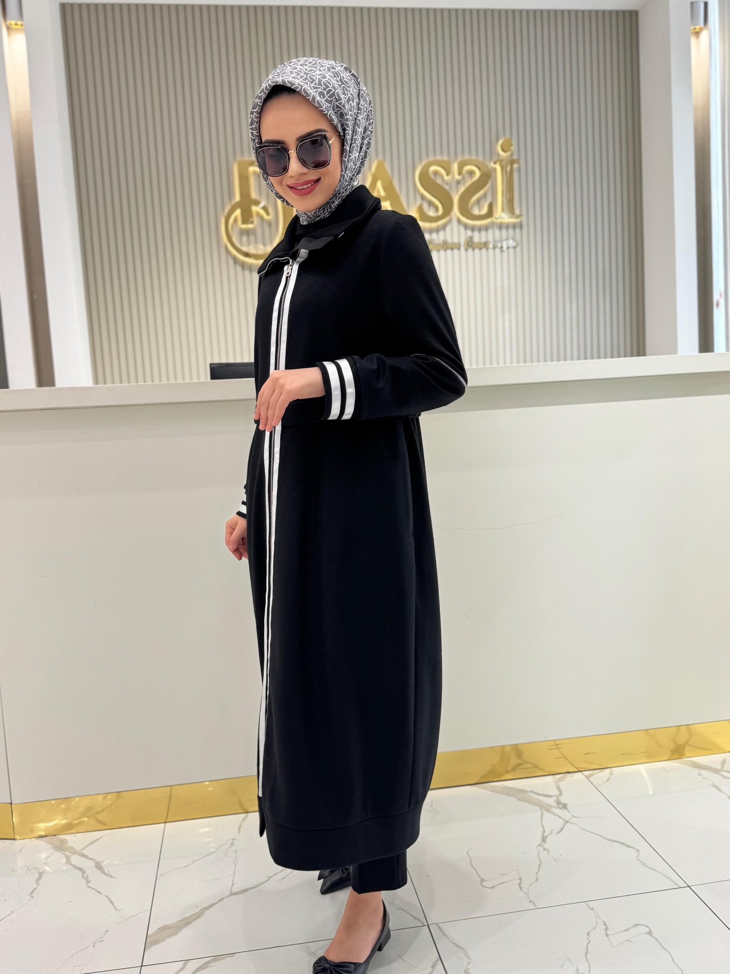 38503 Kap  - SİYAH