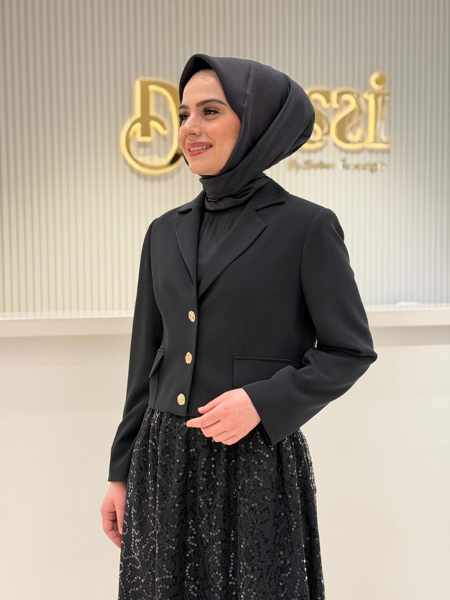 Demet İpek 66111 Kap