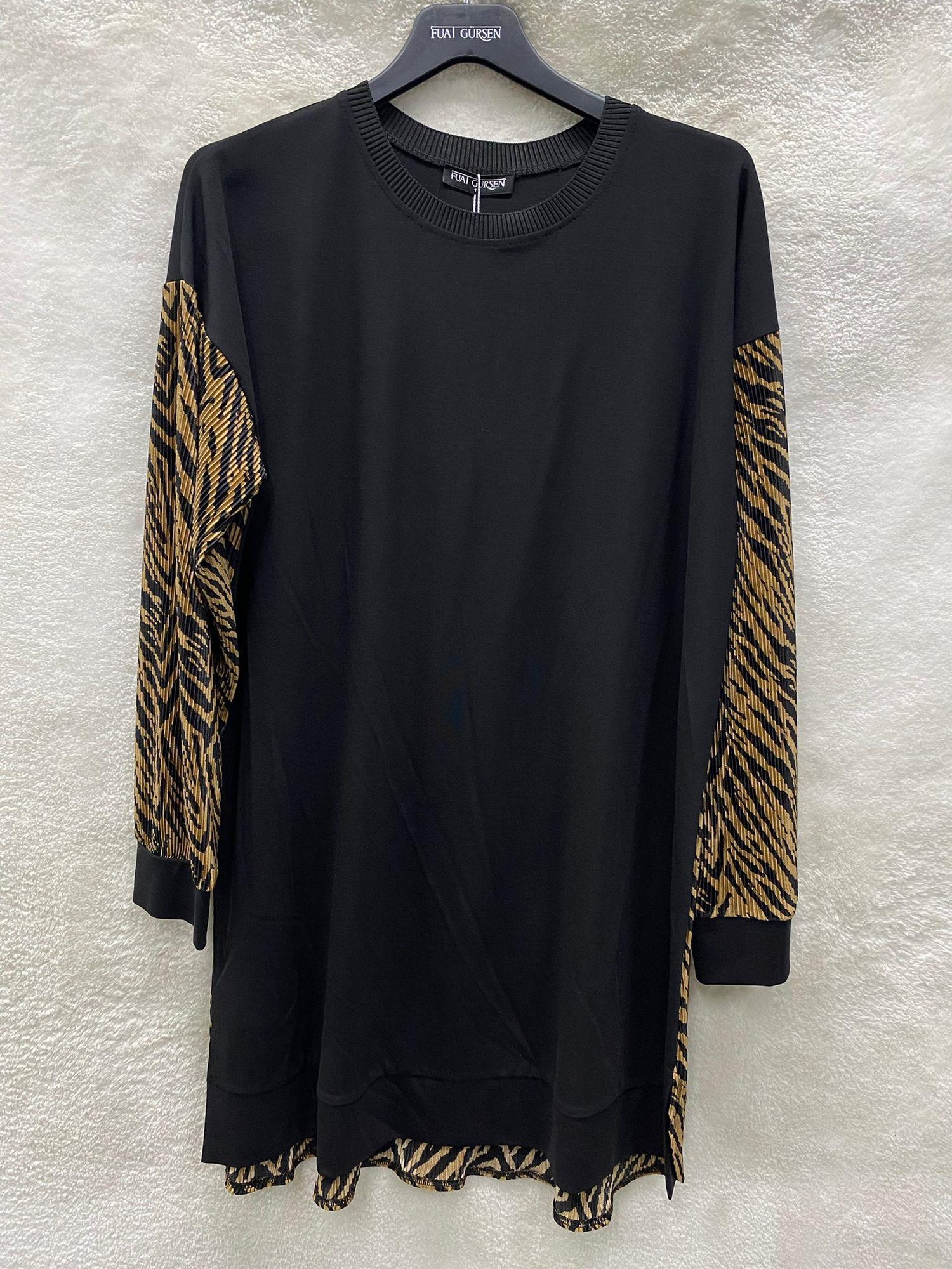 Fuat Gürşen Kol Leopar Detaylı Tunik 2308 - SİYAH