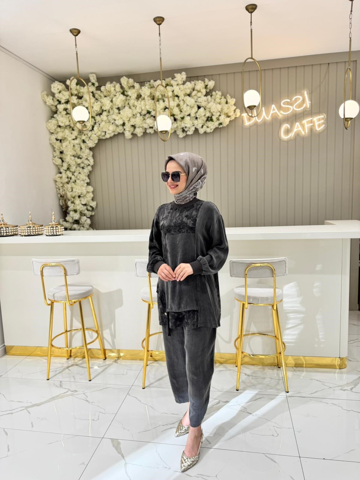Ghisa 4049 Takım  - KAHVE