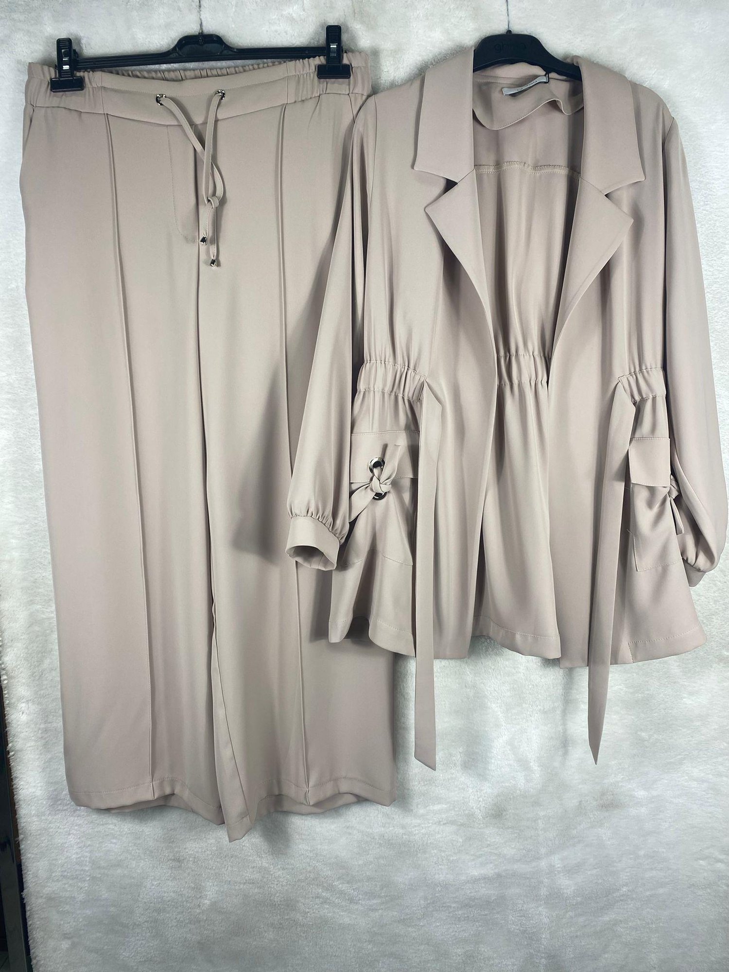 Ghisa Beli Lastikli  Ceket Pantolon Takımı 3860 - BEJ
