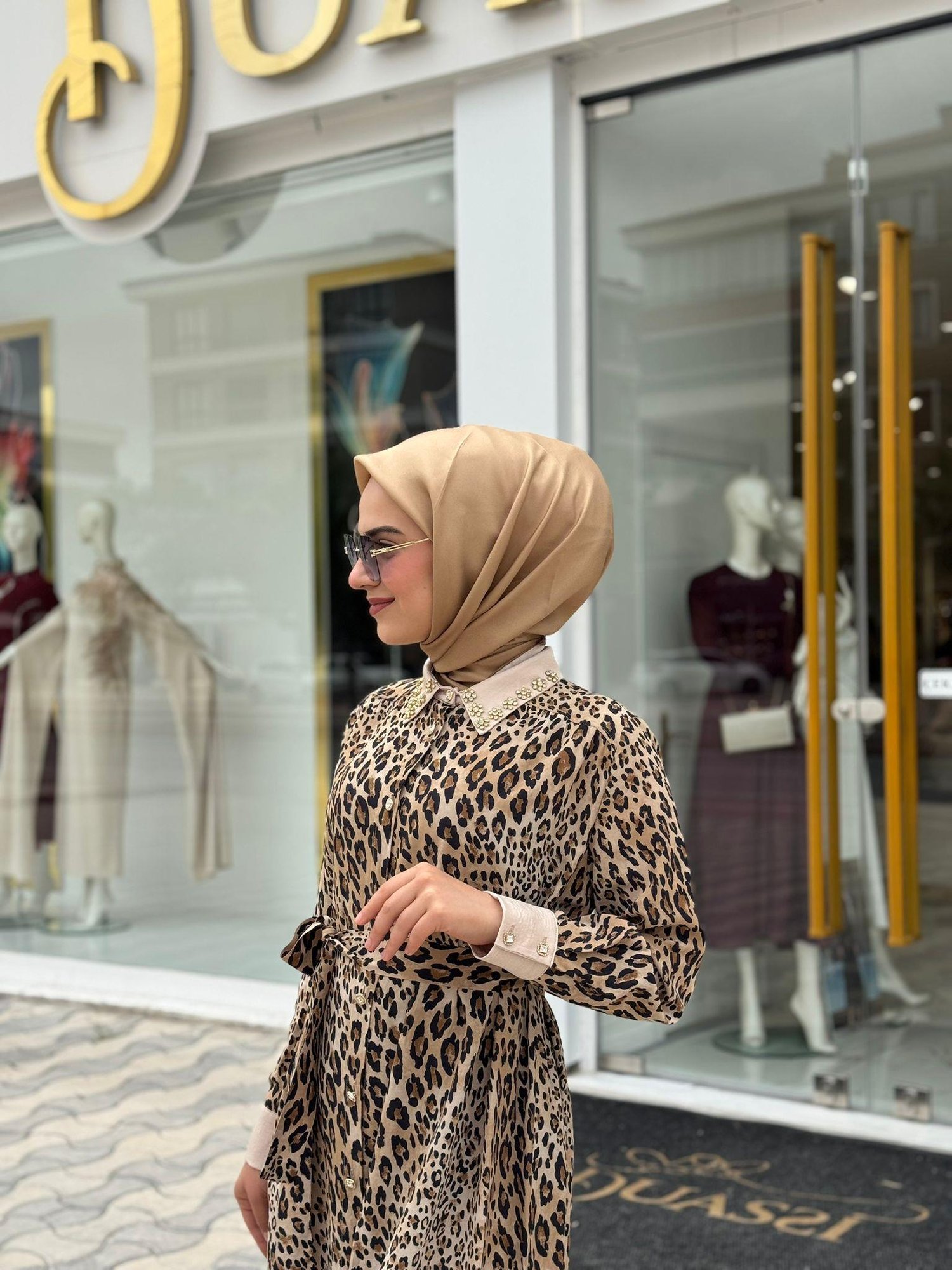Ghisa Omzu Taşlı Elbise 4925 - Leopar