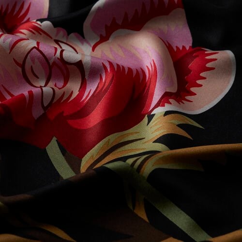 İpekevi Siyah Amaryllis Desenli İpek Şal 8023 - SİYAH