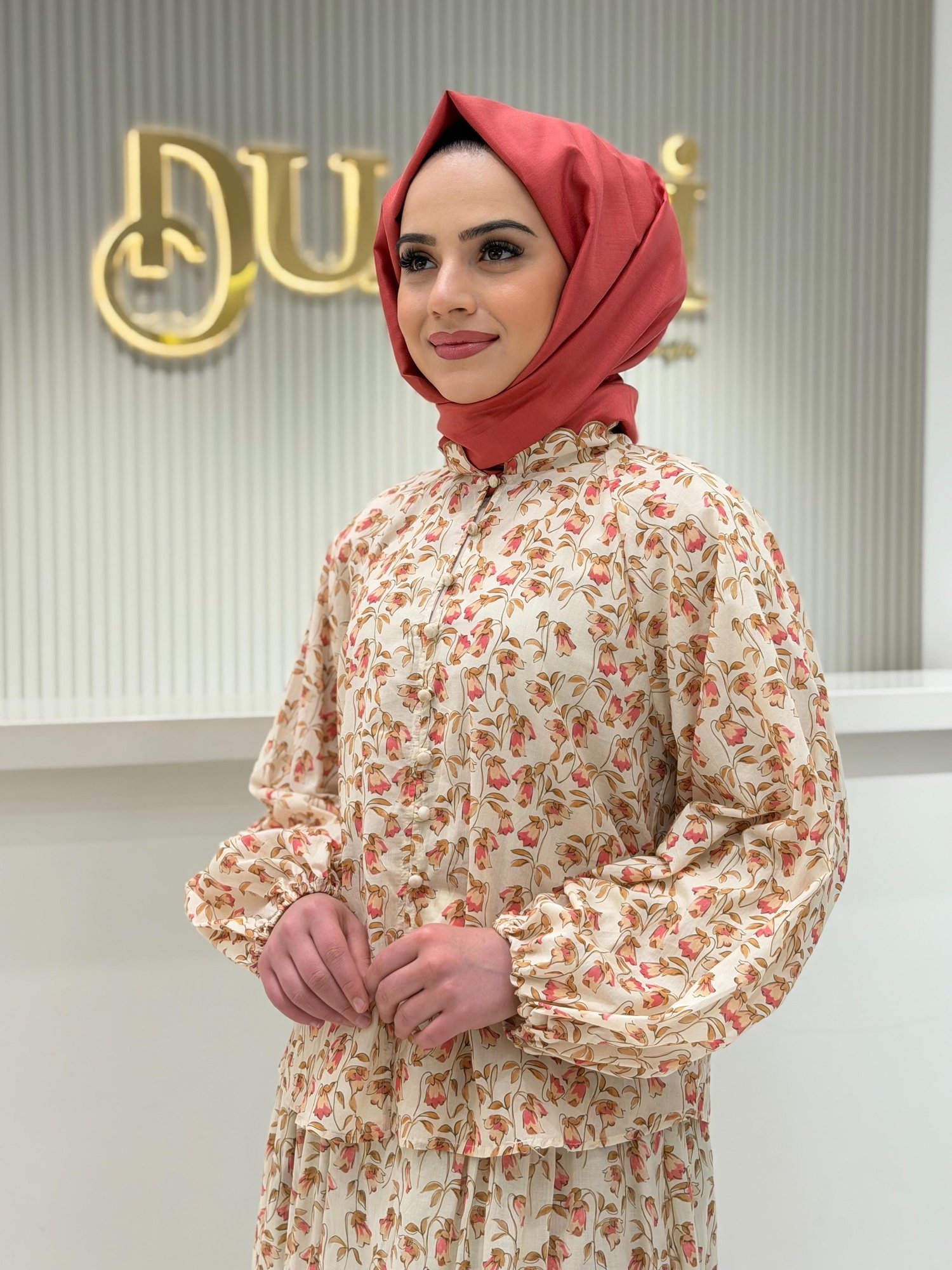 Kathy Gömlek