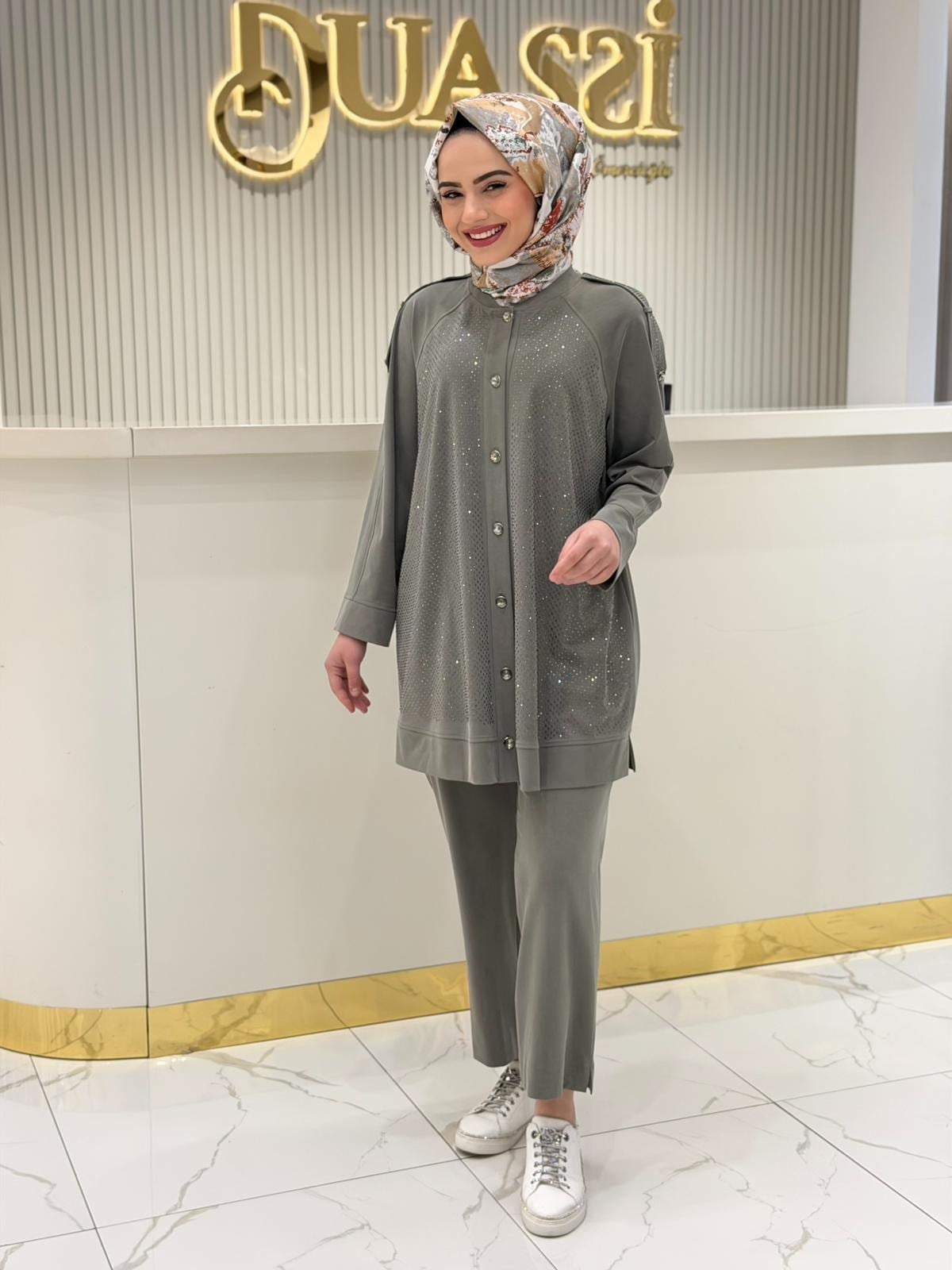 Müsemma Jade Takım