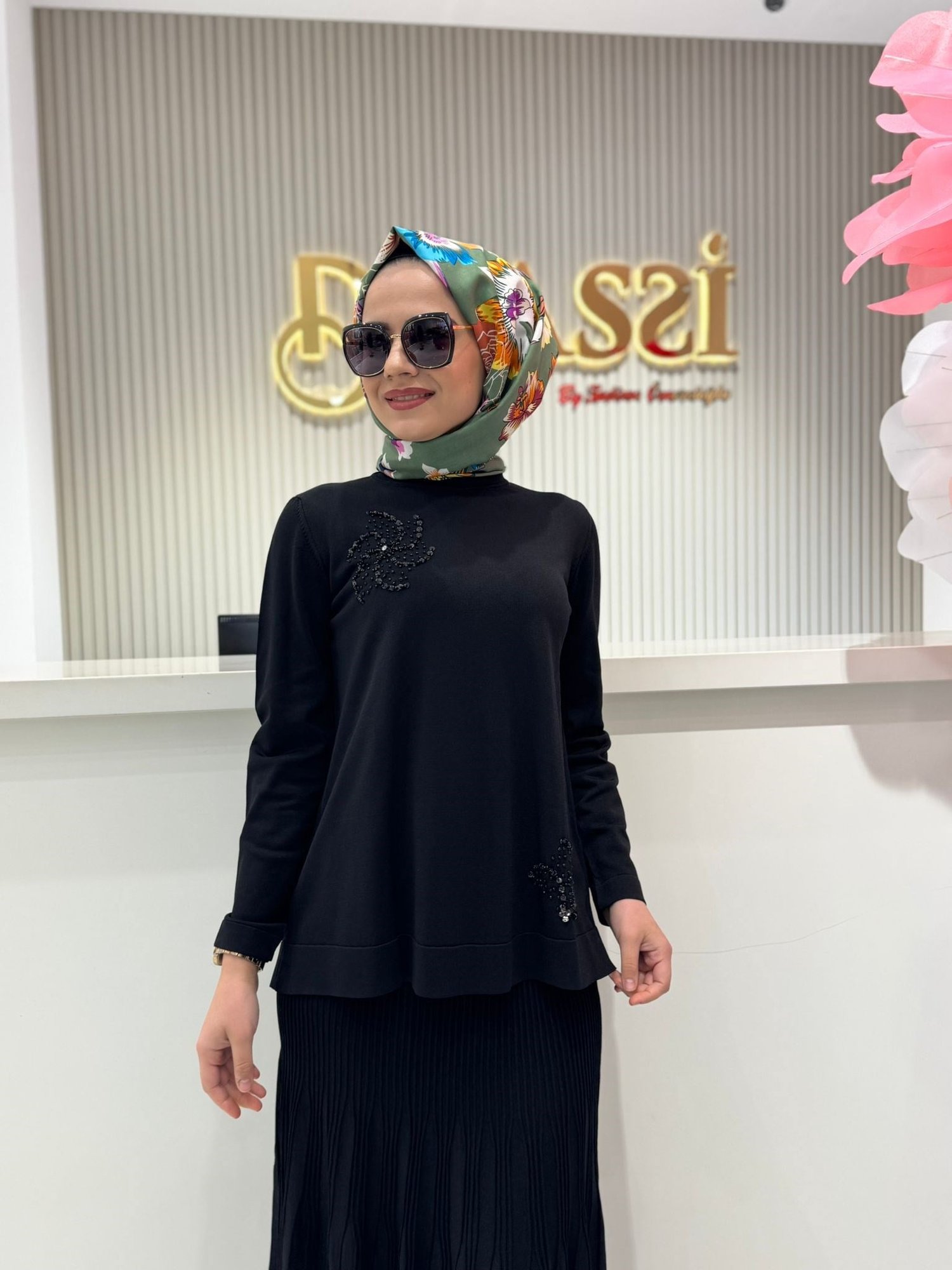 Nuss 1352 Takım  - SİYAH